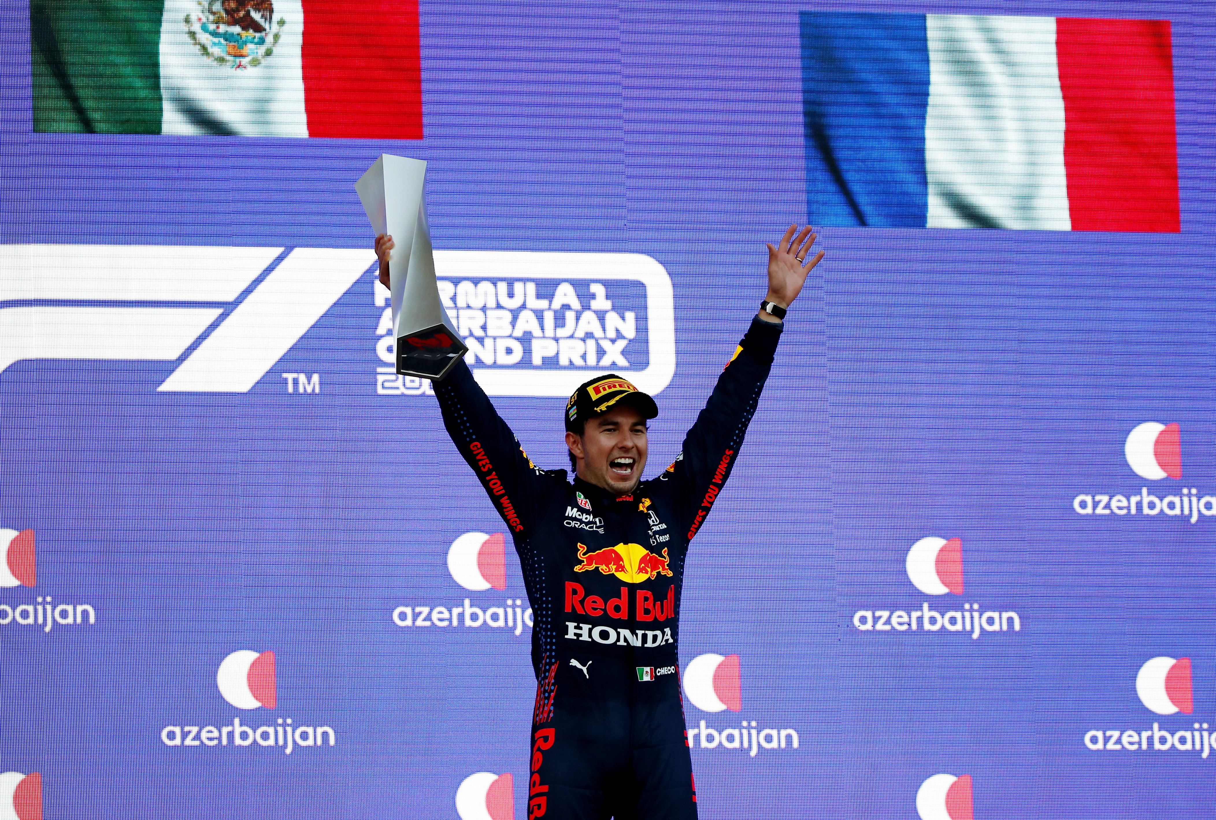 Sergio Pérez ganó el GP de Azerbaiyán 2021 (Foto: REUTERS/Maxim Shemetov)