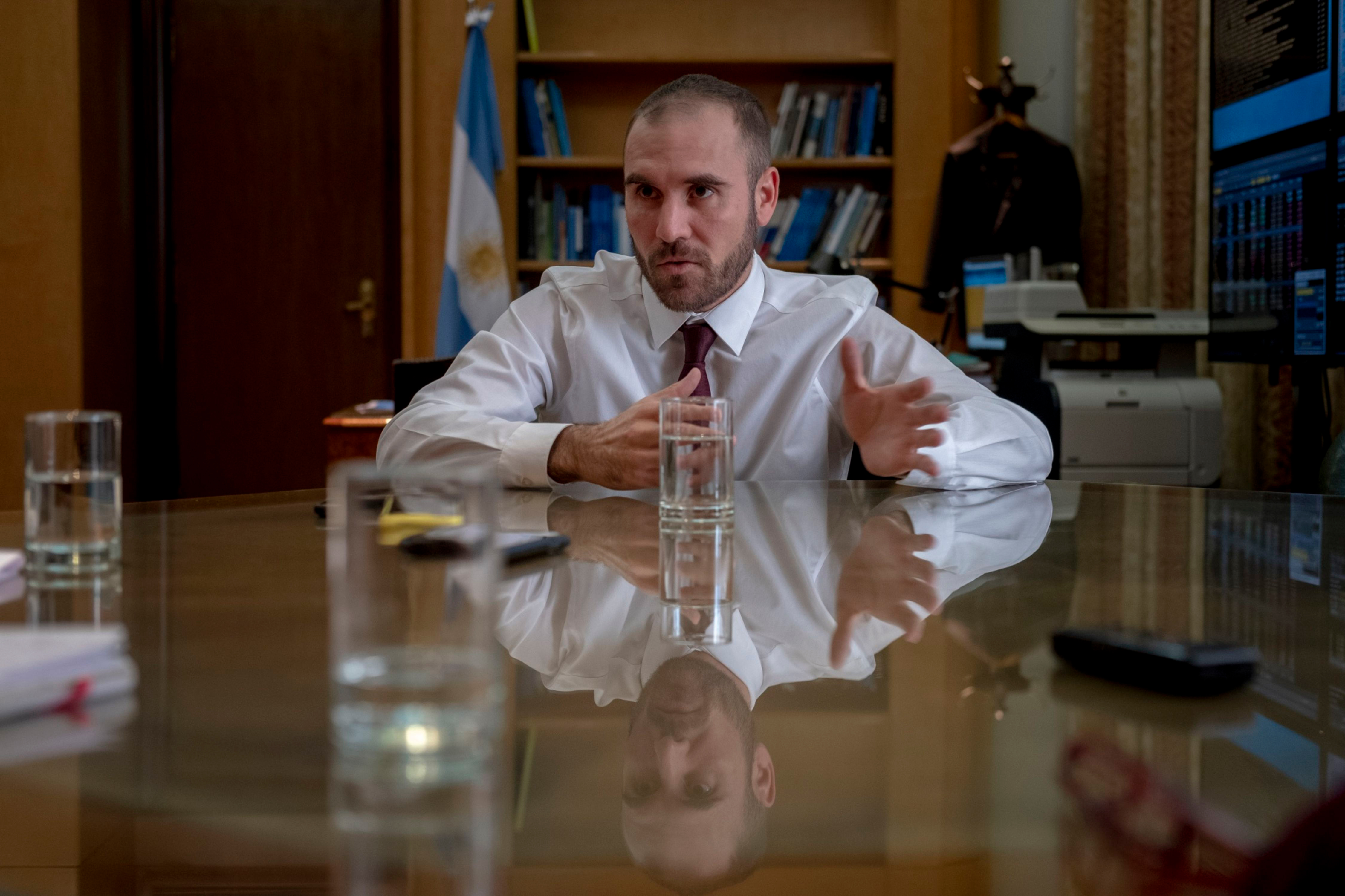 El ministro de Economía, Martín Guzmán, fue entrevistado por Bloomberg TV
