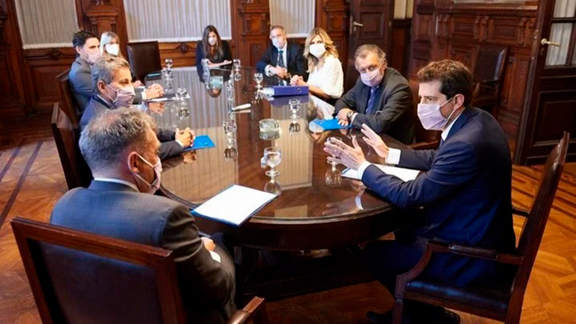 La reunión de la Cámara Electoral con de Pedro