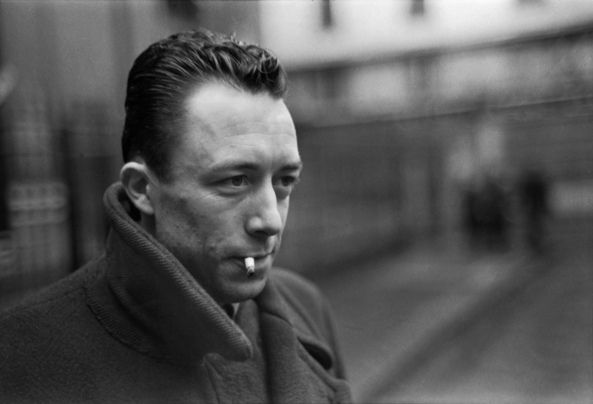 Albert Camus fue acusado de guardar silencio sobre el frente de liberación argelina en los sesenta, lo que generó su "cancelación" por parte de Jean-Paul Sartre y sus seguidores. 