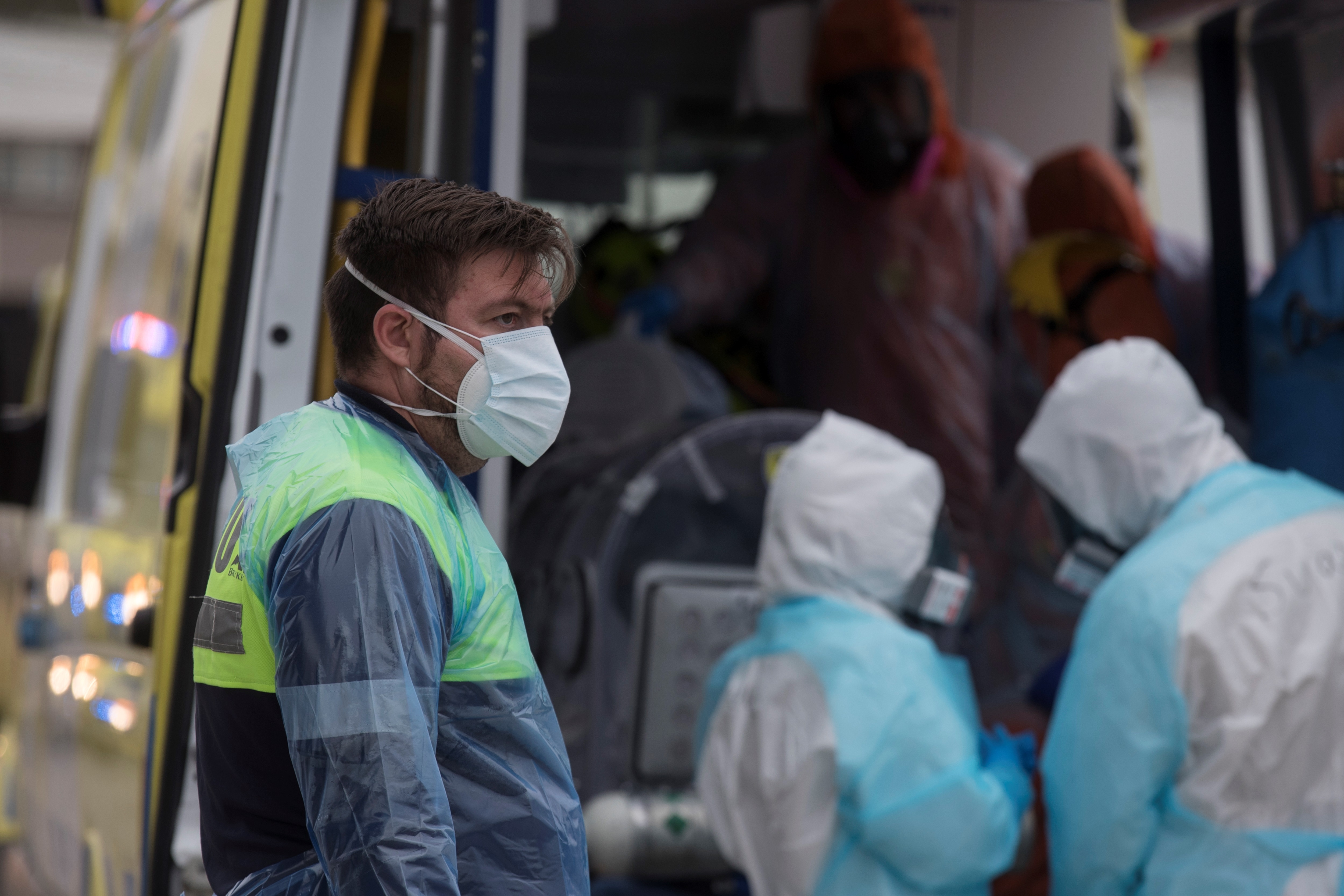 Chile vive desde hace un mes los momentos más críticos de la segunda ola de la pandemia de la covid-19, que se agravó tras las vacaciones de verano y que ha puesto contra las cuerdas al sistema hospitalario. EFE/Alberto Valdés/Archivo