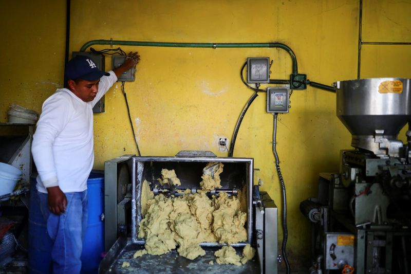 La tortilla más cara está en Hermosillo. (REUTERS/Edgard Garrido)