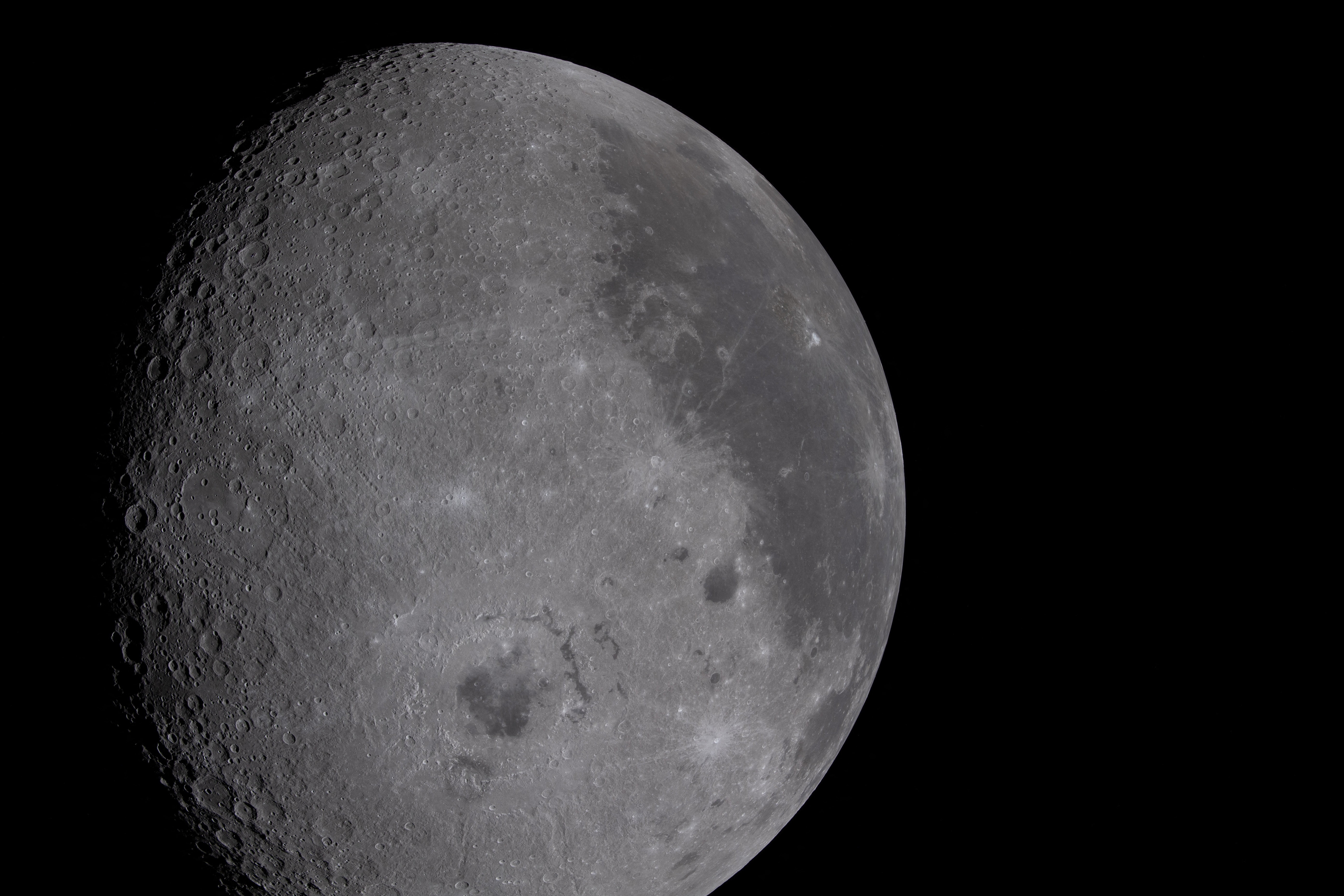 Un fragmento de cohete de SpaceX impactará contra la Luna: todo lo que se sabe del fenómeno