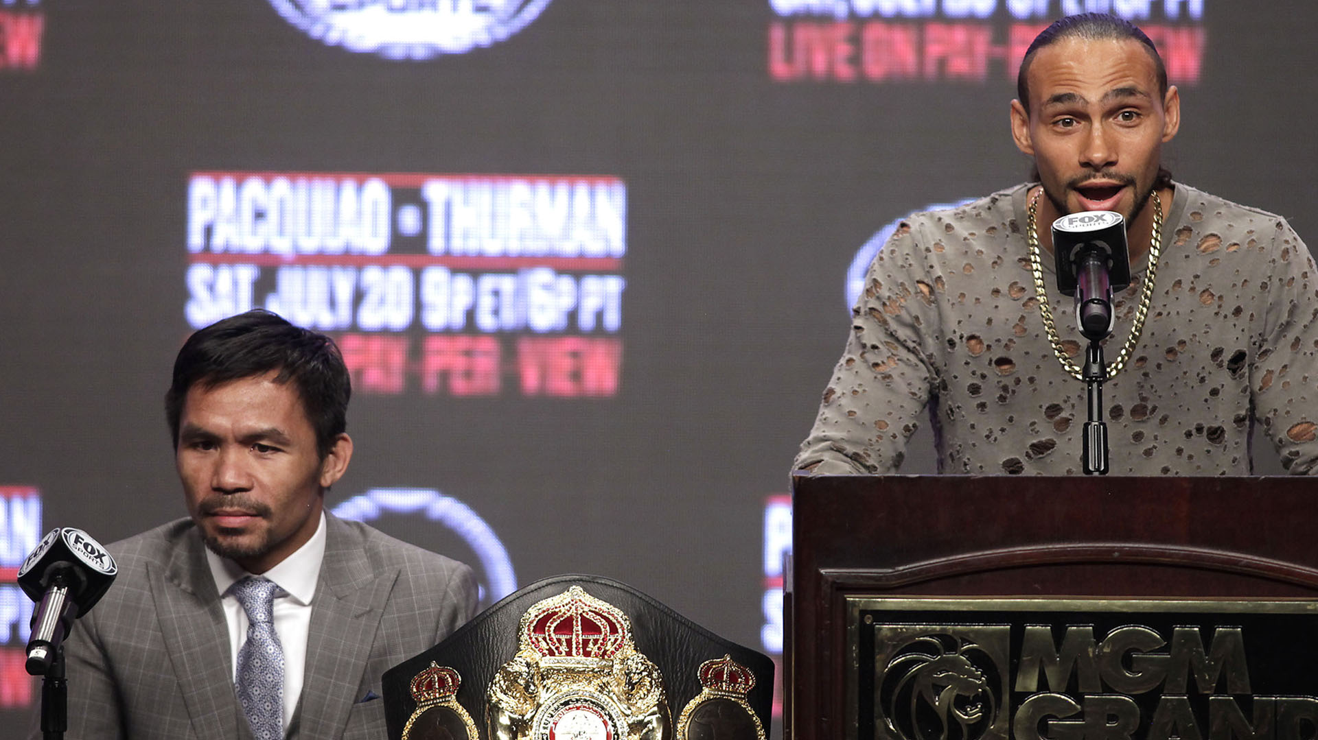 Keith Thurman previo a su última pelea vs Manny Pacquiao (Foto: John GURZINSKI / AFP)
