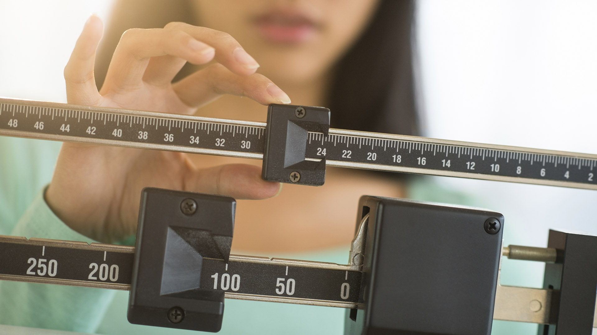 El 33,6% de los niños, niñas y adolescentes del mundo están afectados por sobrepeso u obesidad, según la OMS (iStock)