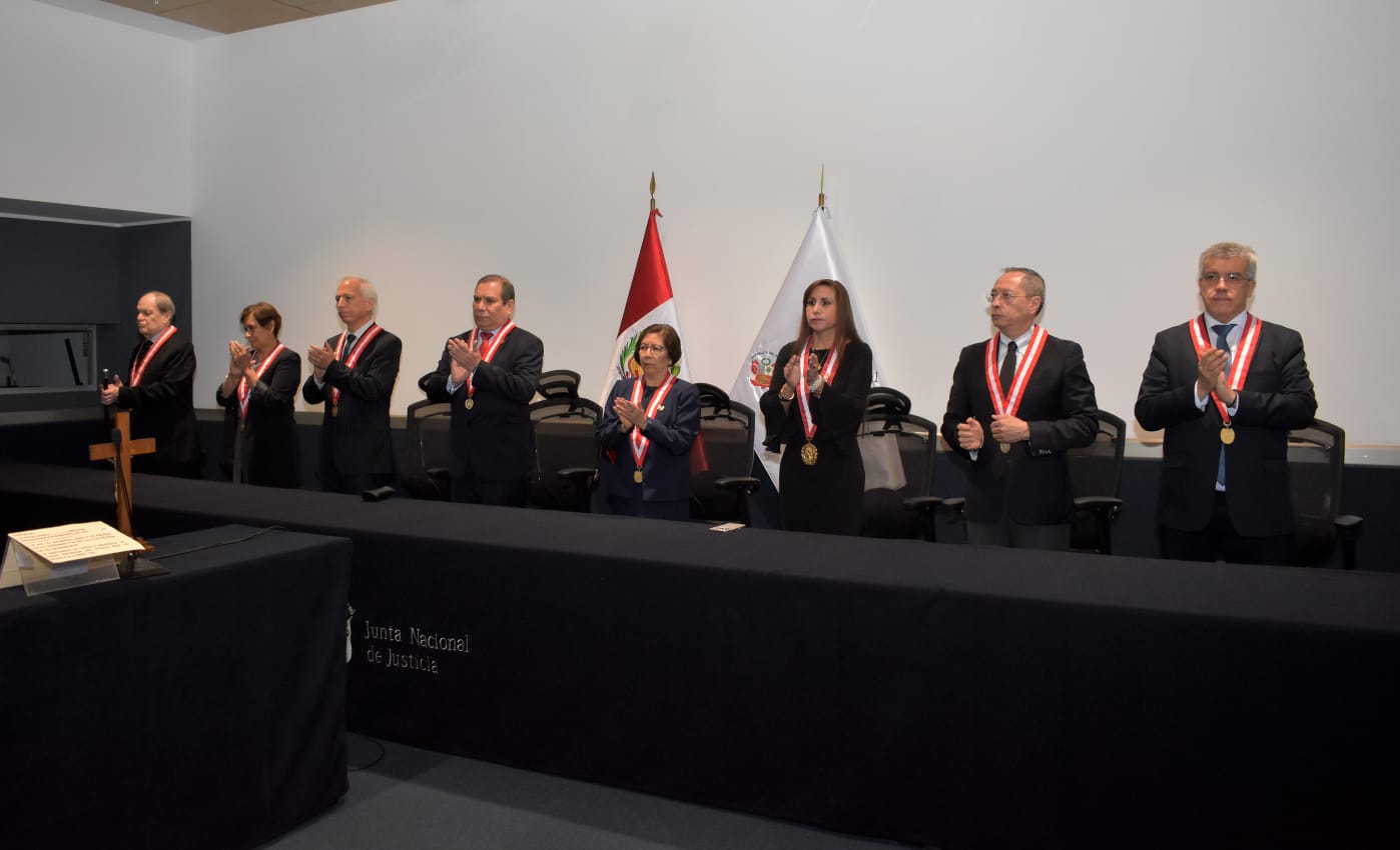 Imelda Tumialán, presidenta de la Junta Nacional de Justicia, estuvo al lado de la fiscal de la Nación, Patricia Benavides, y Javier Arévalo, titular del Poder Judicial.