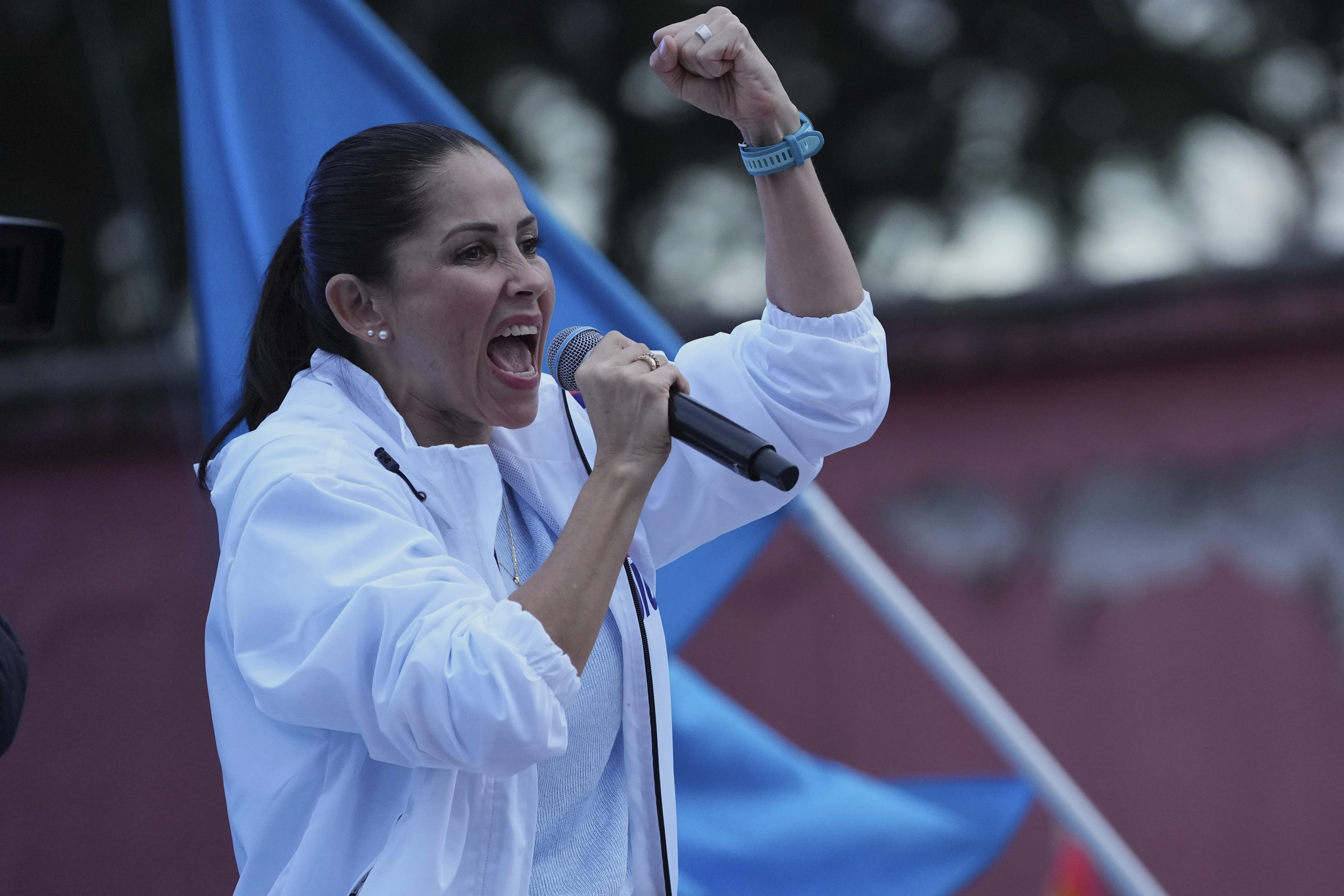 Qui&eacute;n es Luisa Gonz&aacute;lez, la excandidata presidencial del corre&iacute;smo detenida en Ecuador