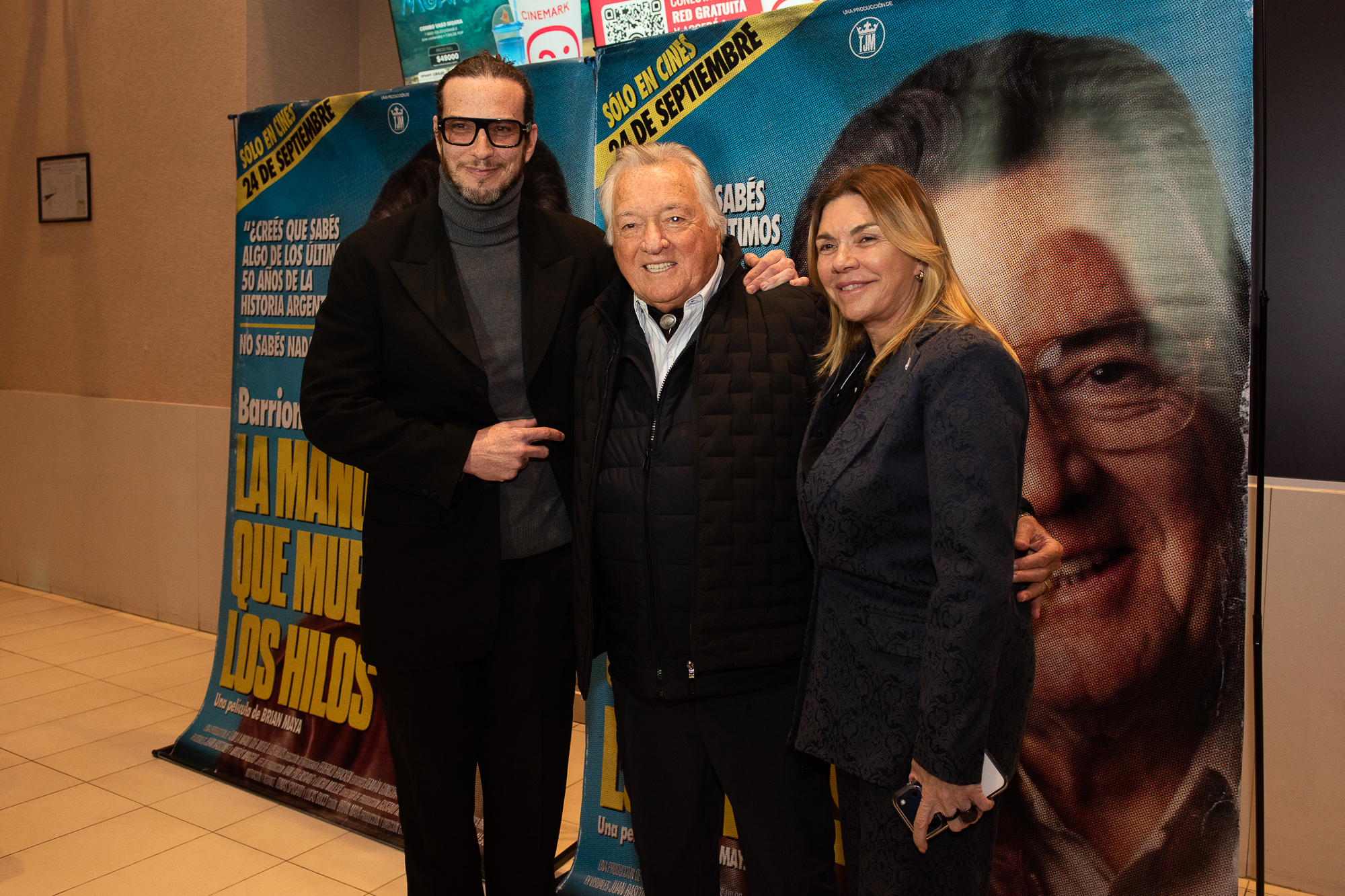 Luis Barrionuevo presentó "La mano que mueve los hilos" para 200 invitados: cómo es el documental que retrata su vida