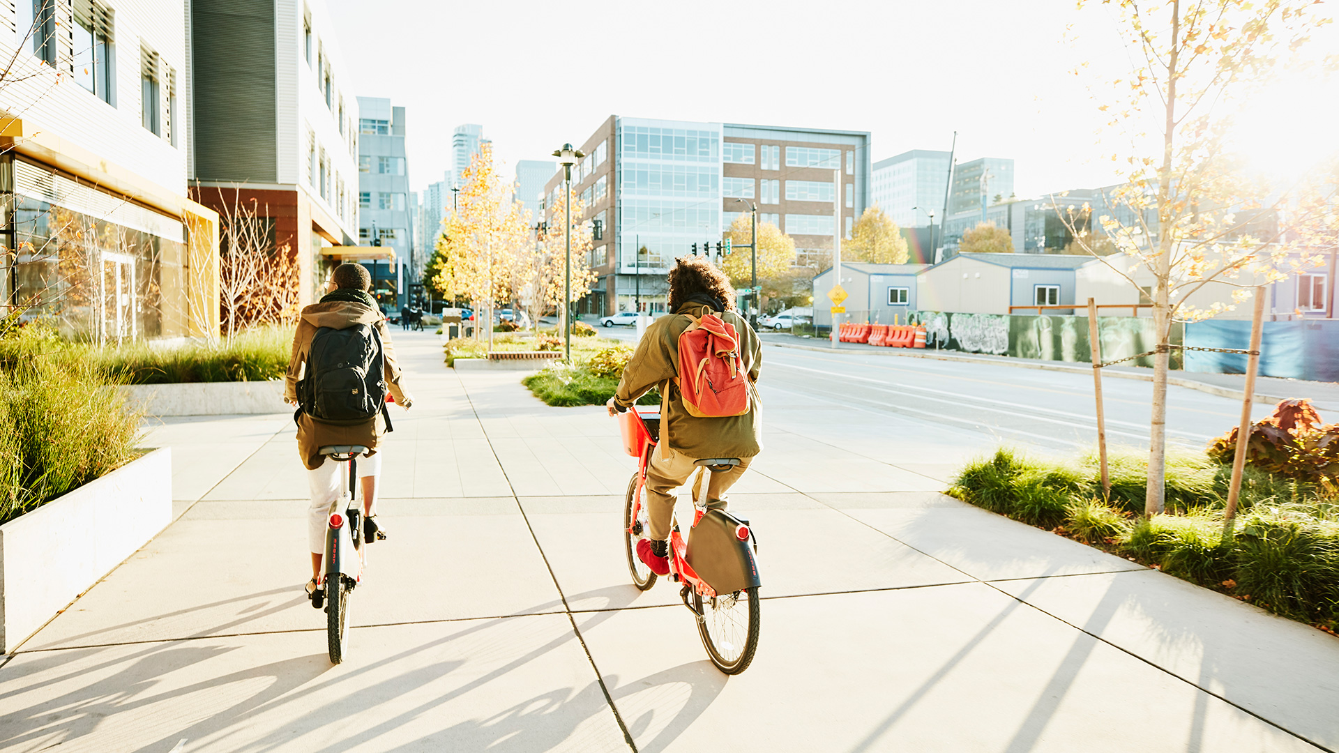 En la escala urbana hay mucho cambio: cada vez se verán menos autos, con la contaminación que implican; cada vez más verde en las ciudades, solamente permitido la bicicleta (Foto: Getty Images)