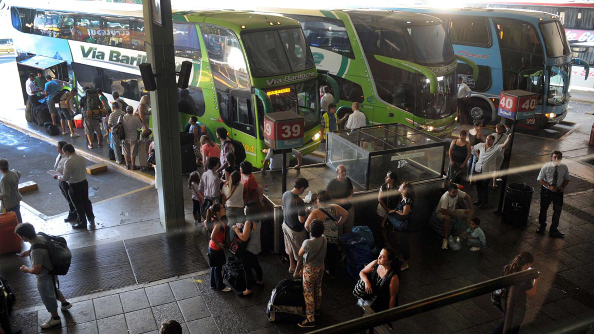 Feriado del 17 de agosto: comenzó el movimiento de pasajeros en la Terminal de Retiro