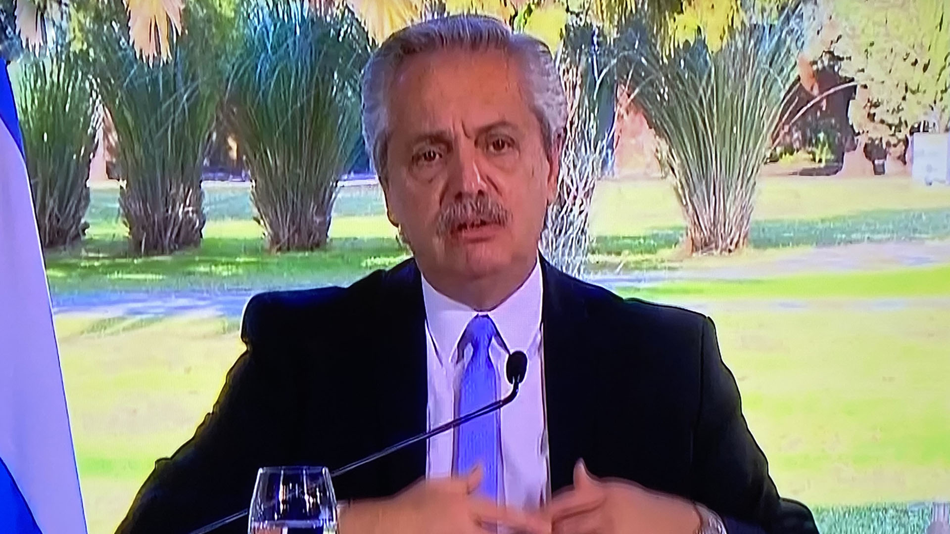 El Presidente comenzó su discurso casi 20 minutos después de las 16