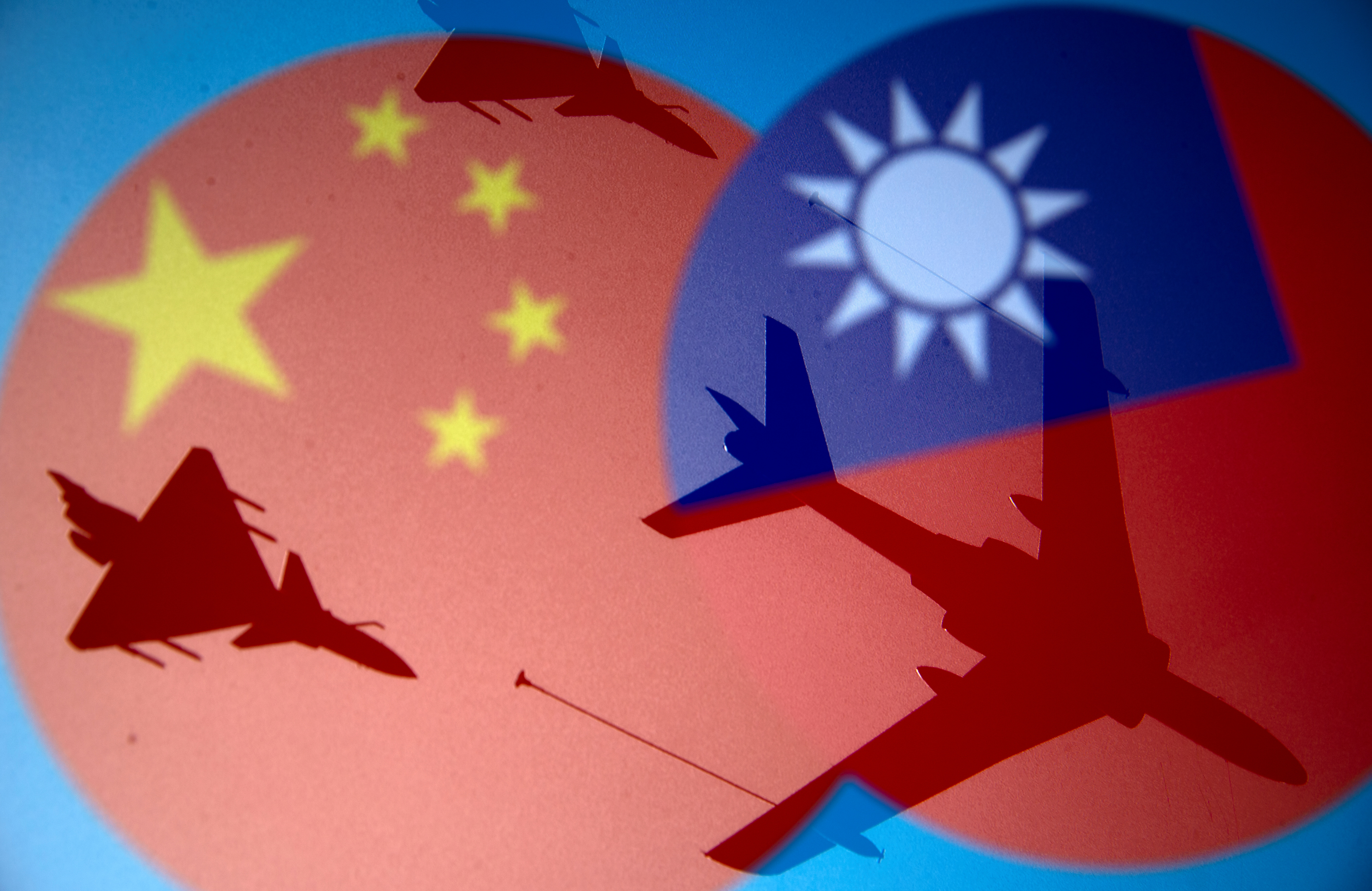 China mantiene los hostigamientas aéreos sobre Taiwán (Reuters)