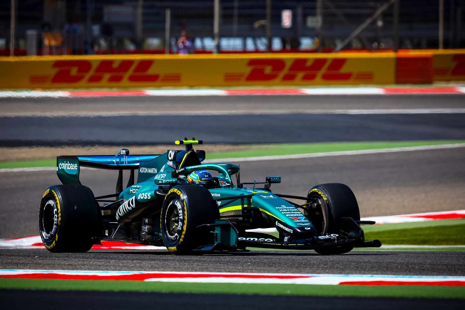 Buscan en Chile a los ladrones disfrazados que robaron una joyería en Santiago: huyeron con un botín de casi USD 350 mil