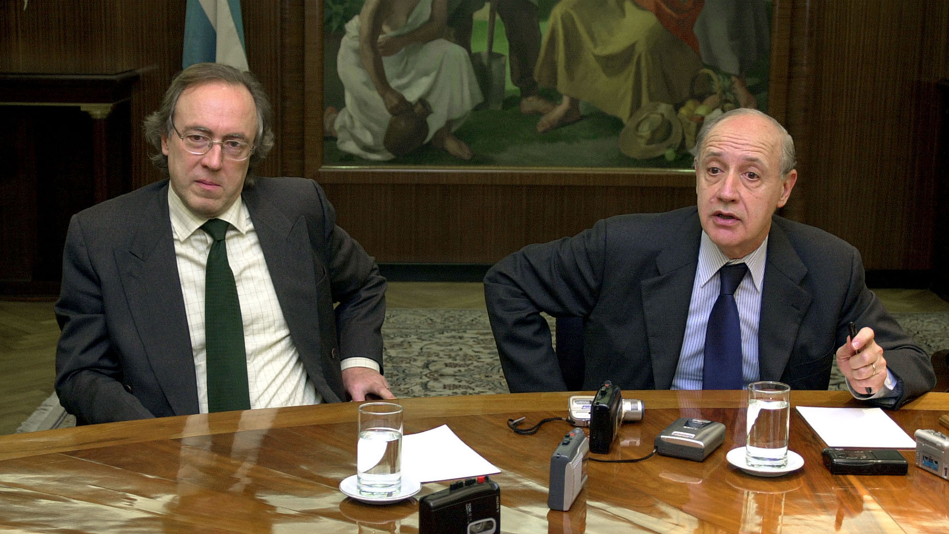 Guillermo Nielsen, en ese entonces secretario de Finanzas, y Roberto Lavagna, ex ministro de Economías, condujeron el canje de deuda de 2005 en el que nacieron los cupones PBI