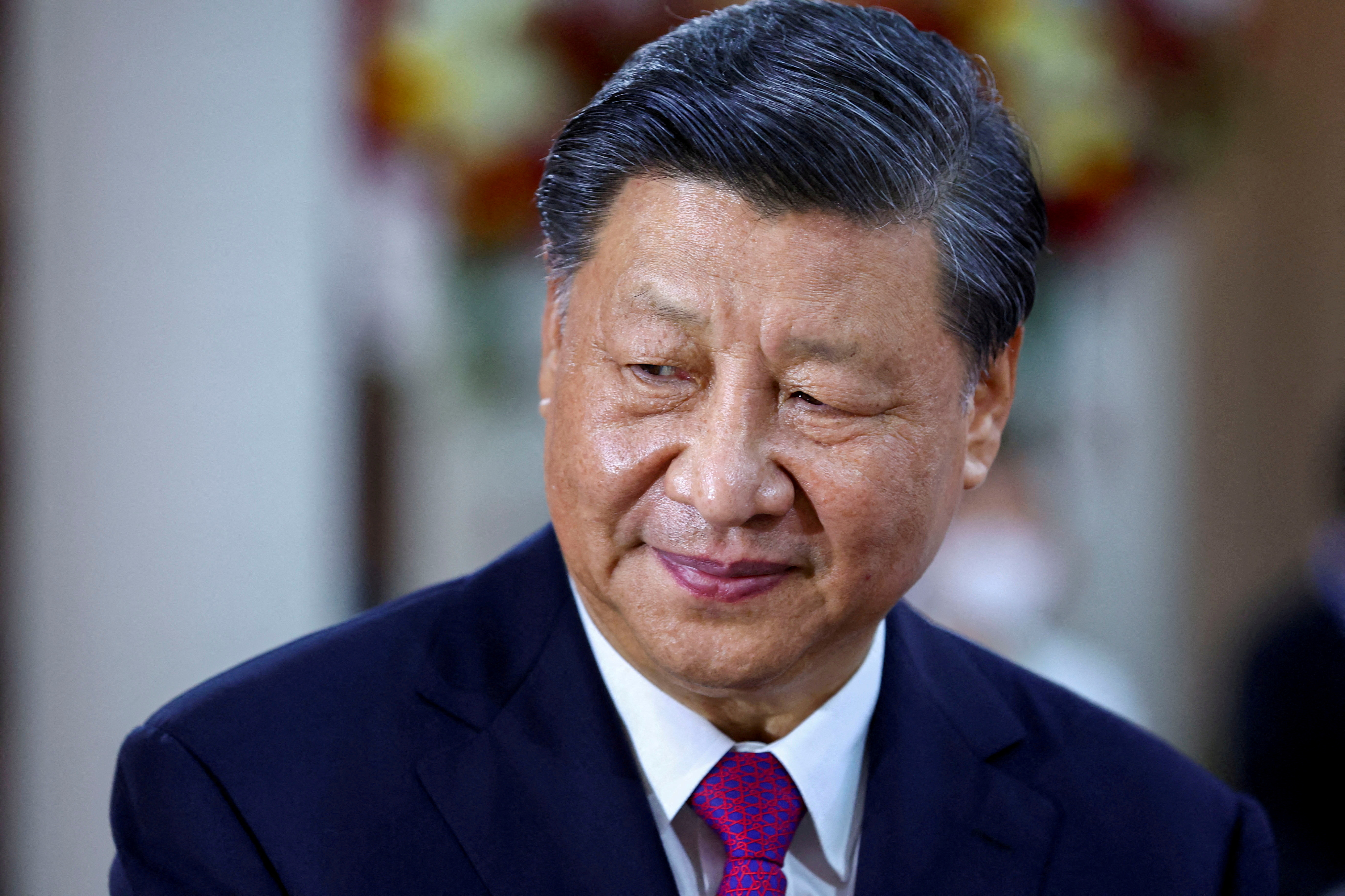 Si bien la OMS dijo que Xi Jinping subestima el brote, el lider del PCC se mostró preocupado por la situación (REUTERS)