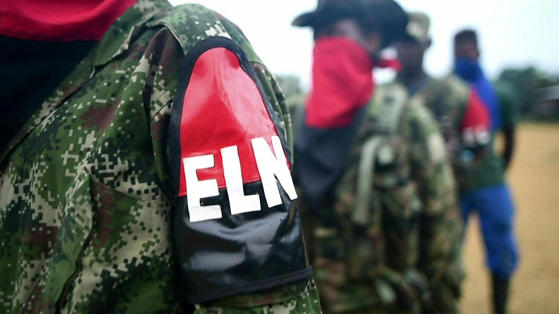 Miembros de la guerrilla del ELN, de fuerte presencia en los estados fronterizos (AFP/Juan Restrepo/Archivo)