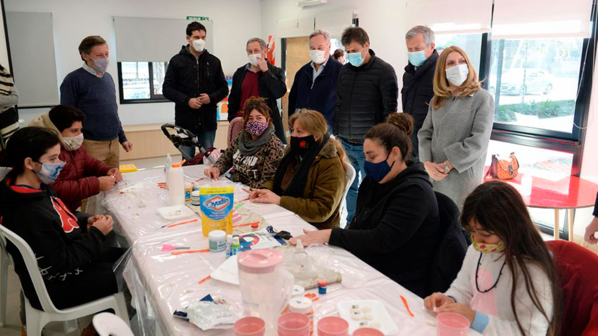 Los precandidatos estuvieron en un comedor en San Miguel