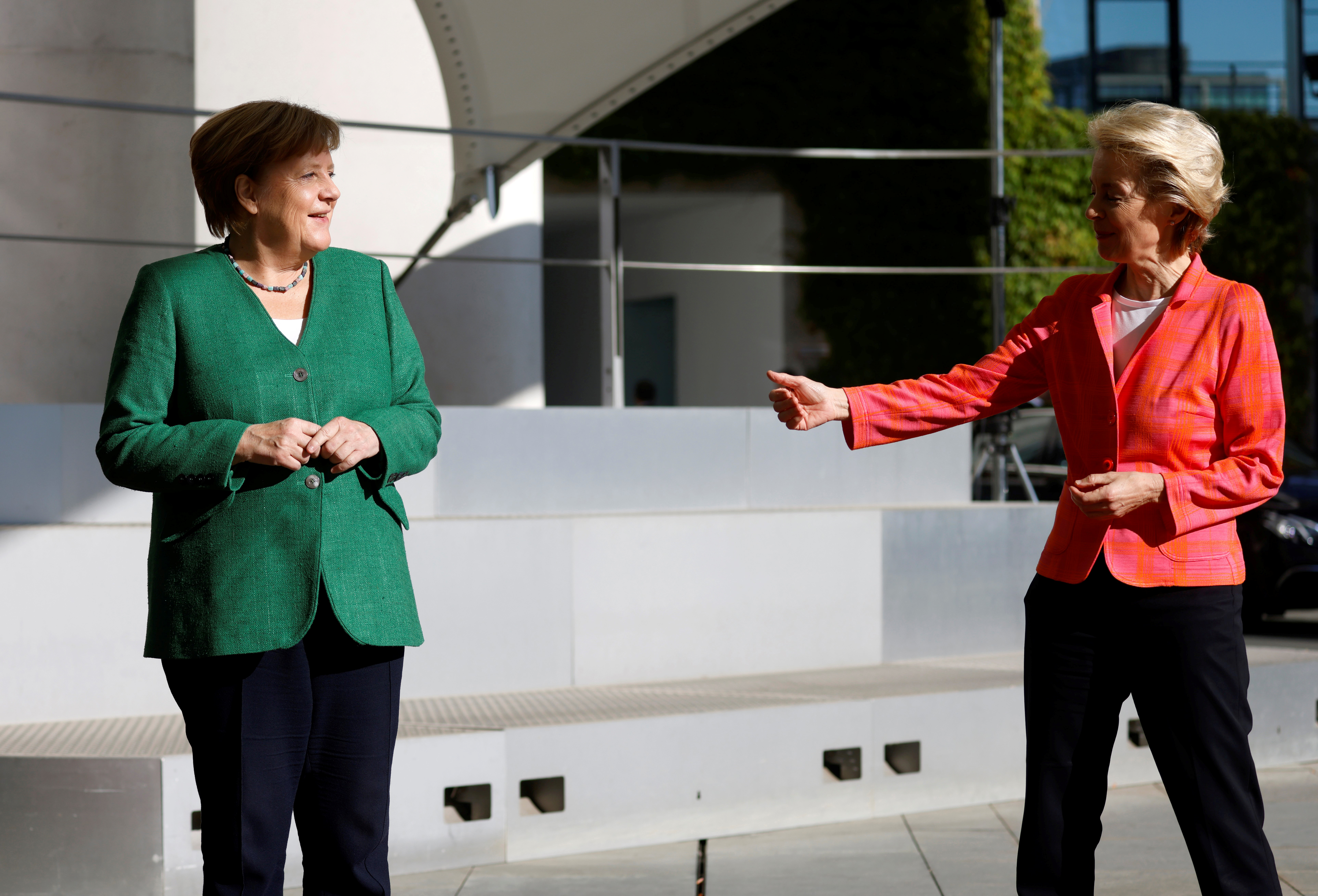 Angela Merkel junto a la presidente de la comisión europea, Ursula von der Leyen. Odd Andersen/Pool via REUTERS