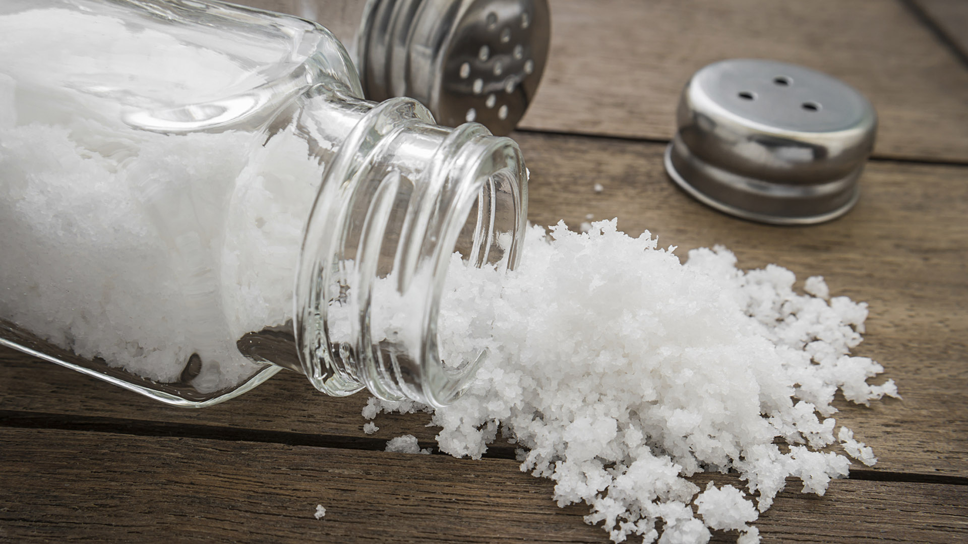 Se estima que más del 80% del consumo de sal o sodio por día está en las comidas procesadas (Getty Images)
