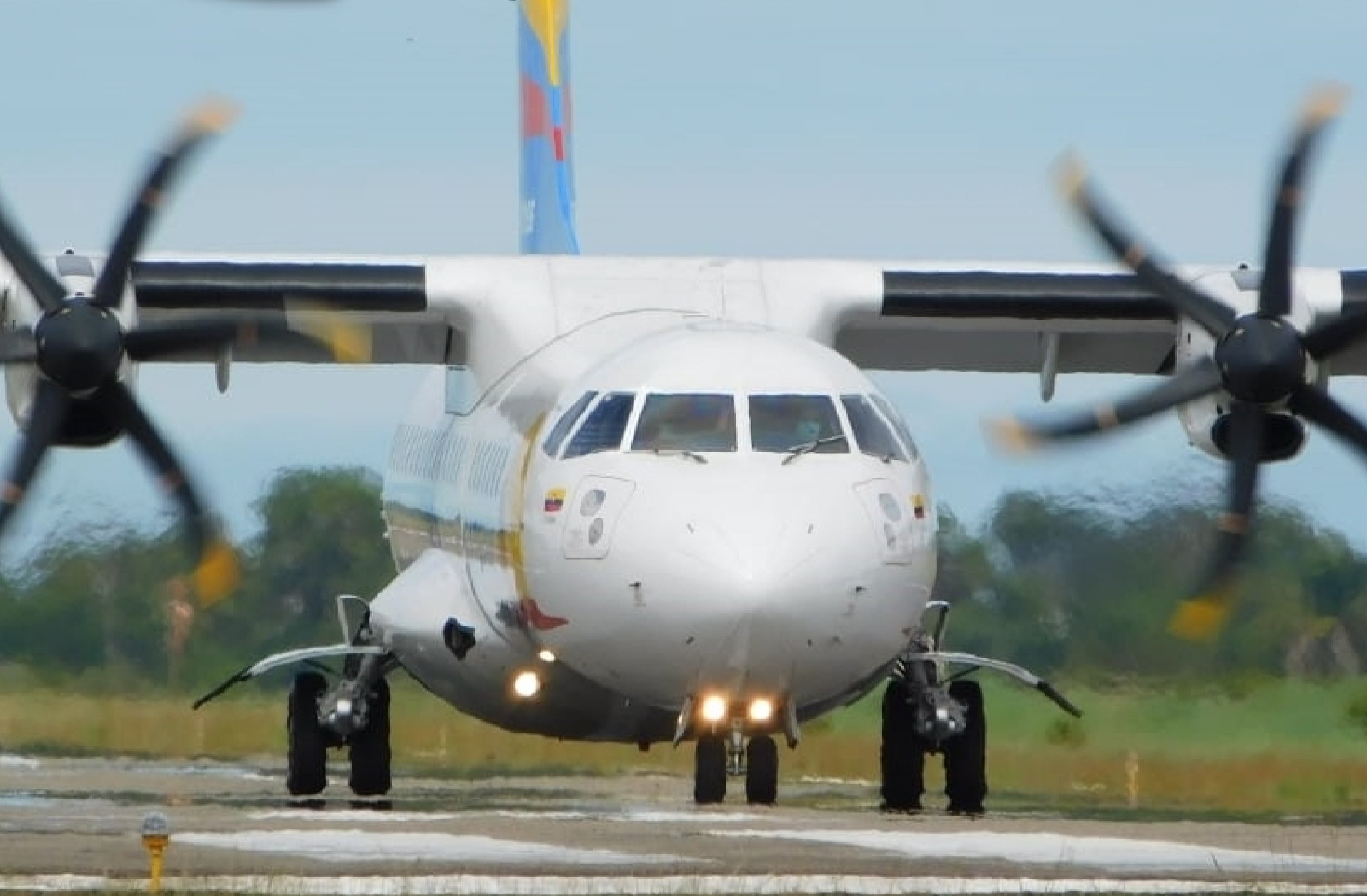 Aerolínea colombiana Satena alertó que están usando su nombre para estafar a las personas mediante las redes sociales