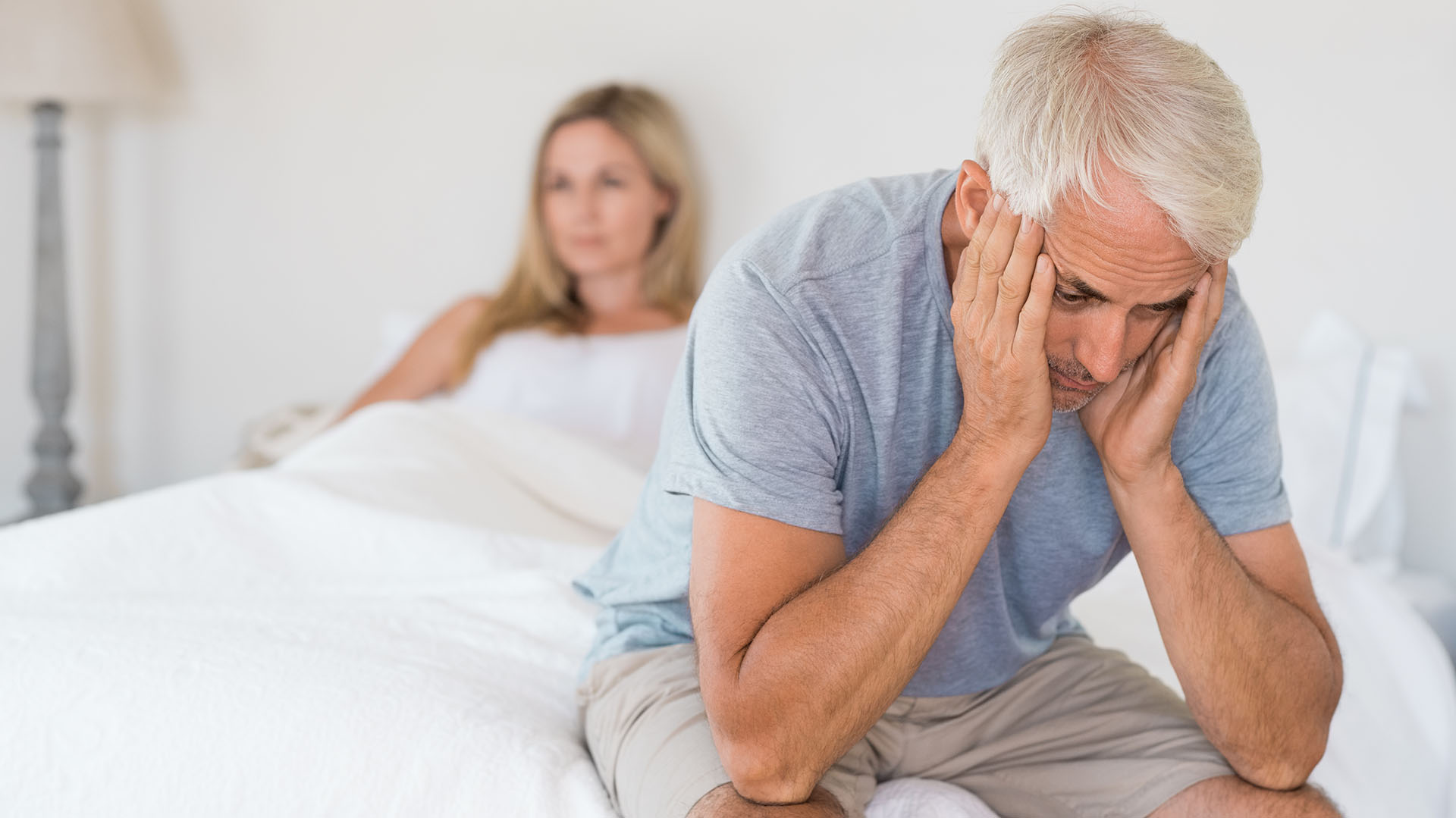 Los efectos secundarios sexuales del cáncer de próstata pueden incluir: dificultad para lograr y/o mantener una erección, dolor durante las relaciones sexuales o eyaculación precoz (Getty Images)