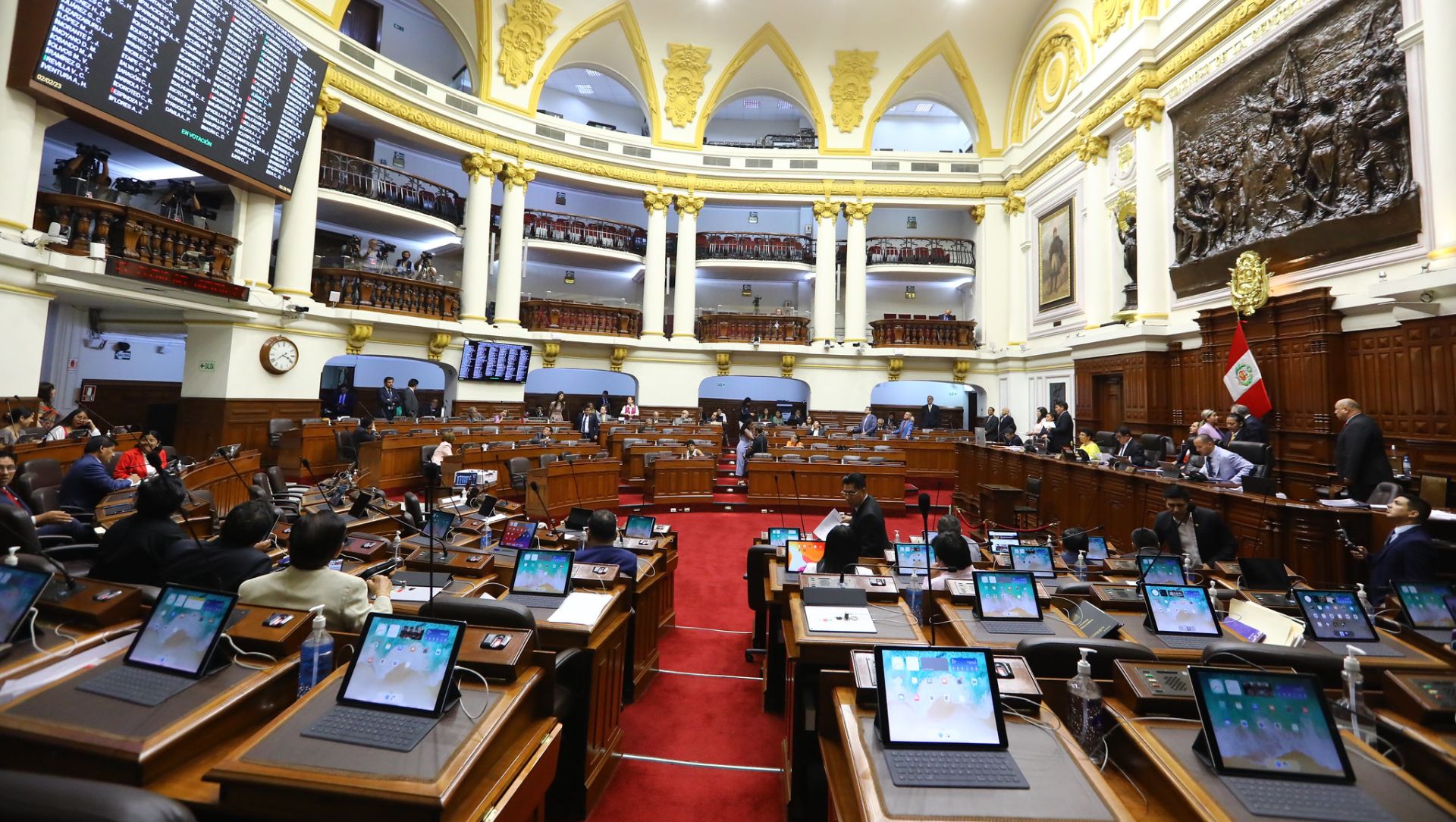 Congreso de la República en debate y posterior votación
