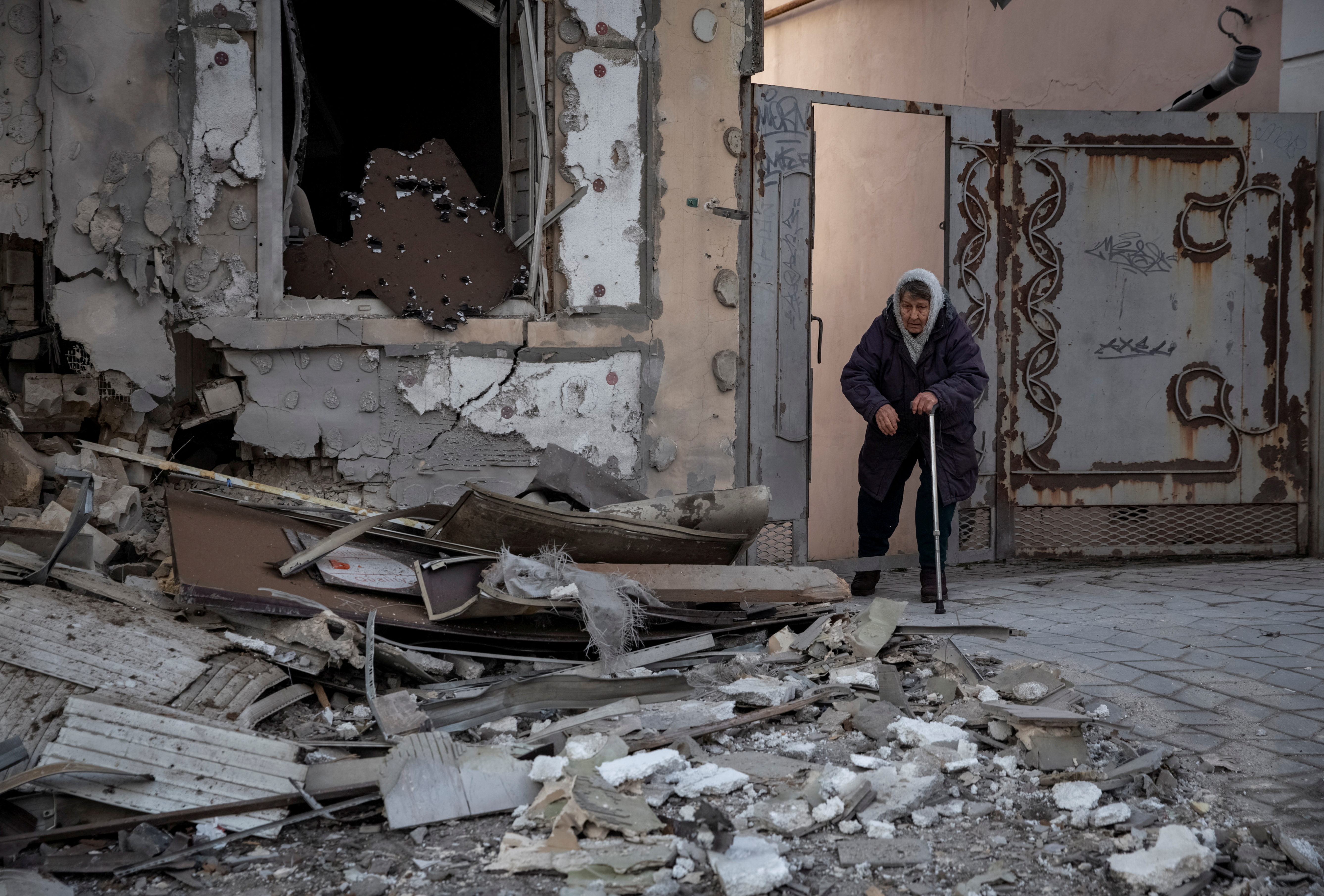 The destruction after the massive and constant bombardments on cities throughout Ukraine (REUTERS)