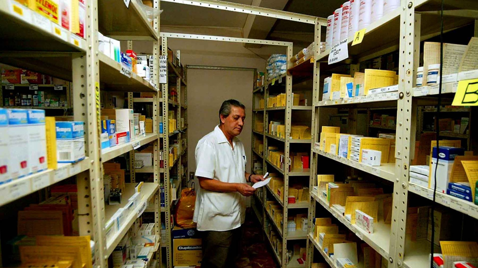 Una inspección descubrió medicamentos y recetas en algunos sitios del país. (Foto: Cuartoscuro)