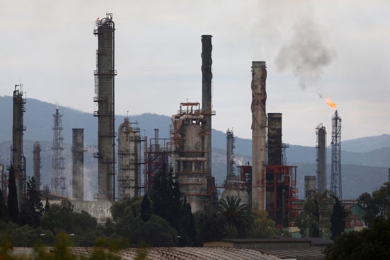 La compañía también actuó en Brasil y Ecuador, de ahí que acordó pagar una sanción de 135 millones de dólares con el gobierno norteamericano además de USD 12.7 y 16 millones adicionales (Foto: REUTERS/Henry Romero)