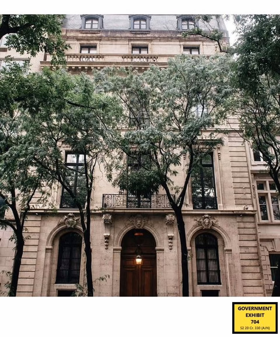La mansión de Manhattan de cinco pisos que pertenecía a Ghislaine. Se supone que la compró con fondos de Epstein. Su valor actual es de 16 millones de dólares