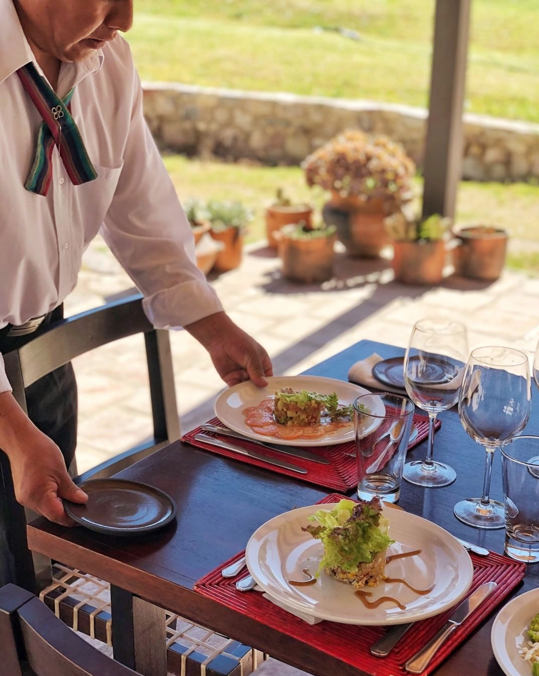 El restaurante de El Manantial del Silencio es dirigido por el chef Sergio Latorre (Instagram)