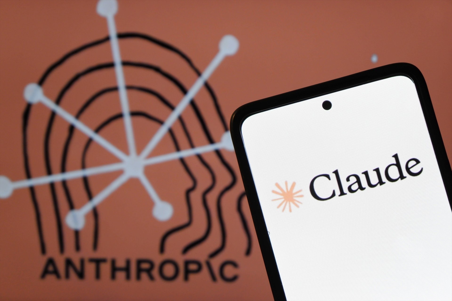 Anthropic se prepara para salir a cotizar en Wall Street este a&ntilde;o y busca batir el r&eacute;cord de SpaceX