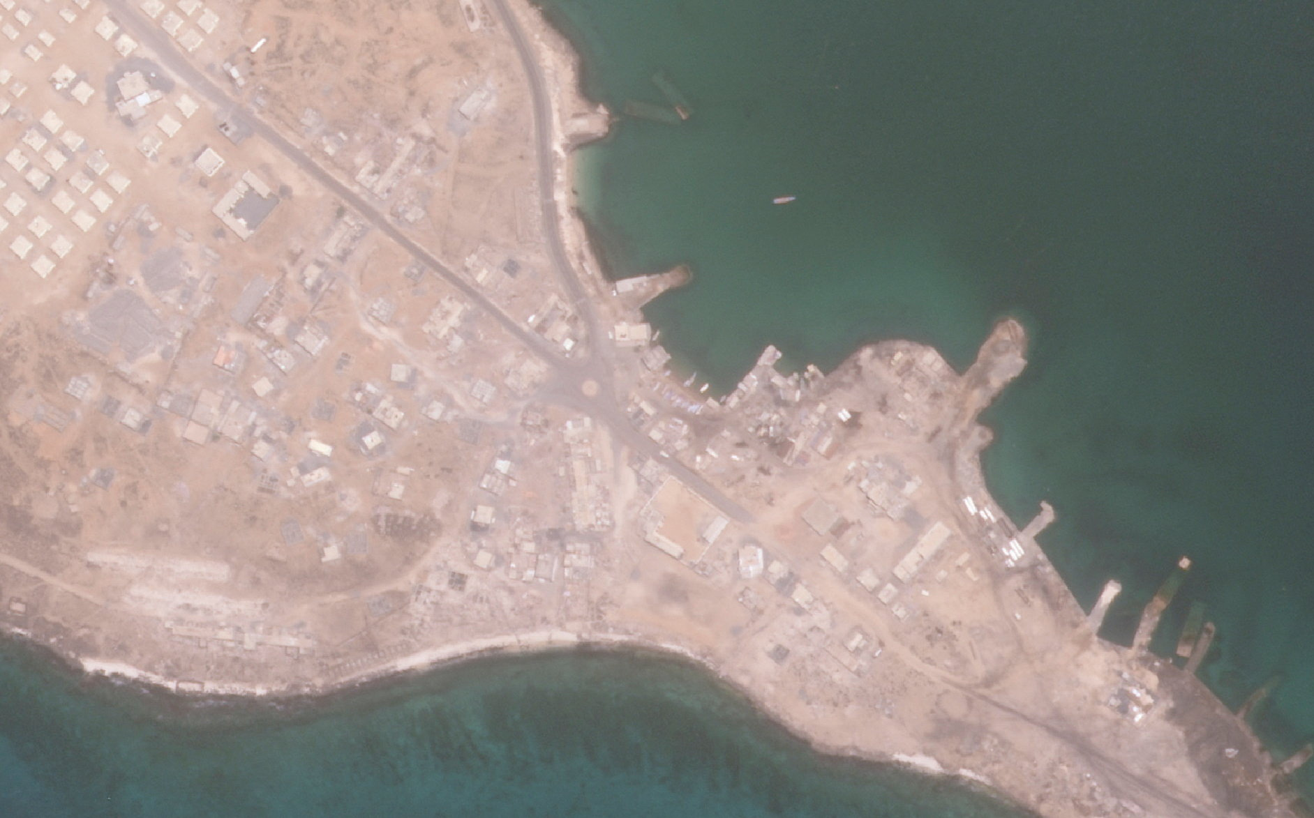 Qatar alert&oacute; sobre consecuencias catastr&oacute;ficas ante la amenaza hut&iacute; de cerrar el estrecho de Bab el-Mandeb