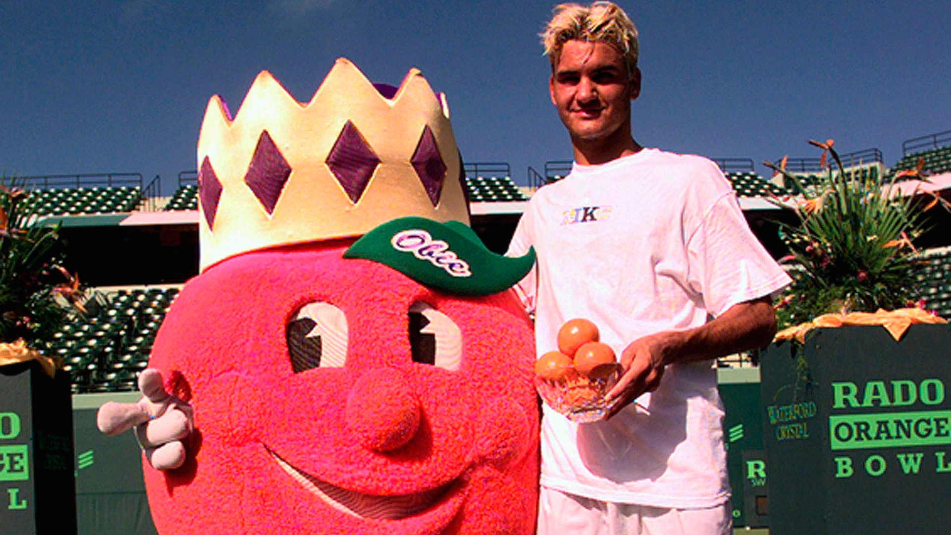 El Roger Federer menos conocido: un rebelde que rompía raquetas, se teñía de rubio y adoraba a Pamela Anderson
