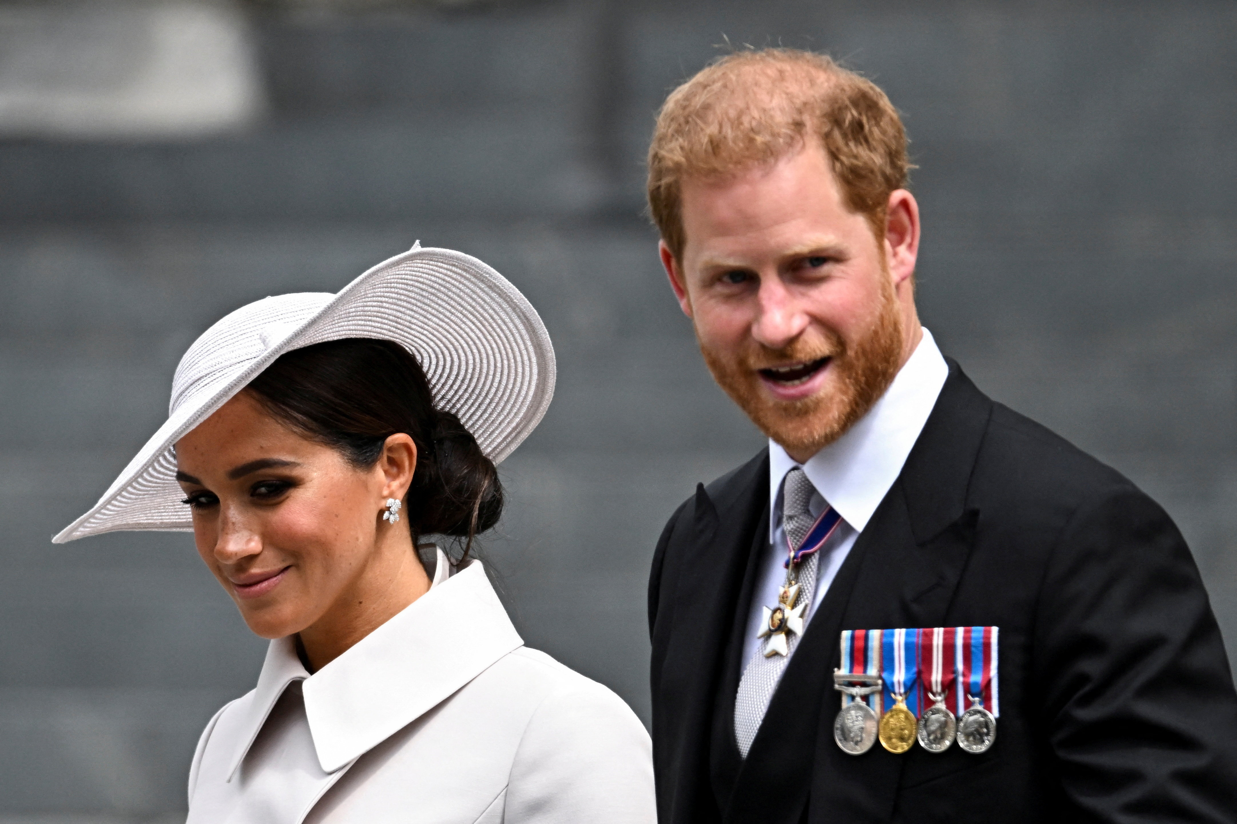 El pr&iacute;ncipe Harry y su esposa Meghan podr&iacute;an regresar a vivir al Reino Unido en las pr&oacute;ximas semanas