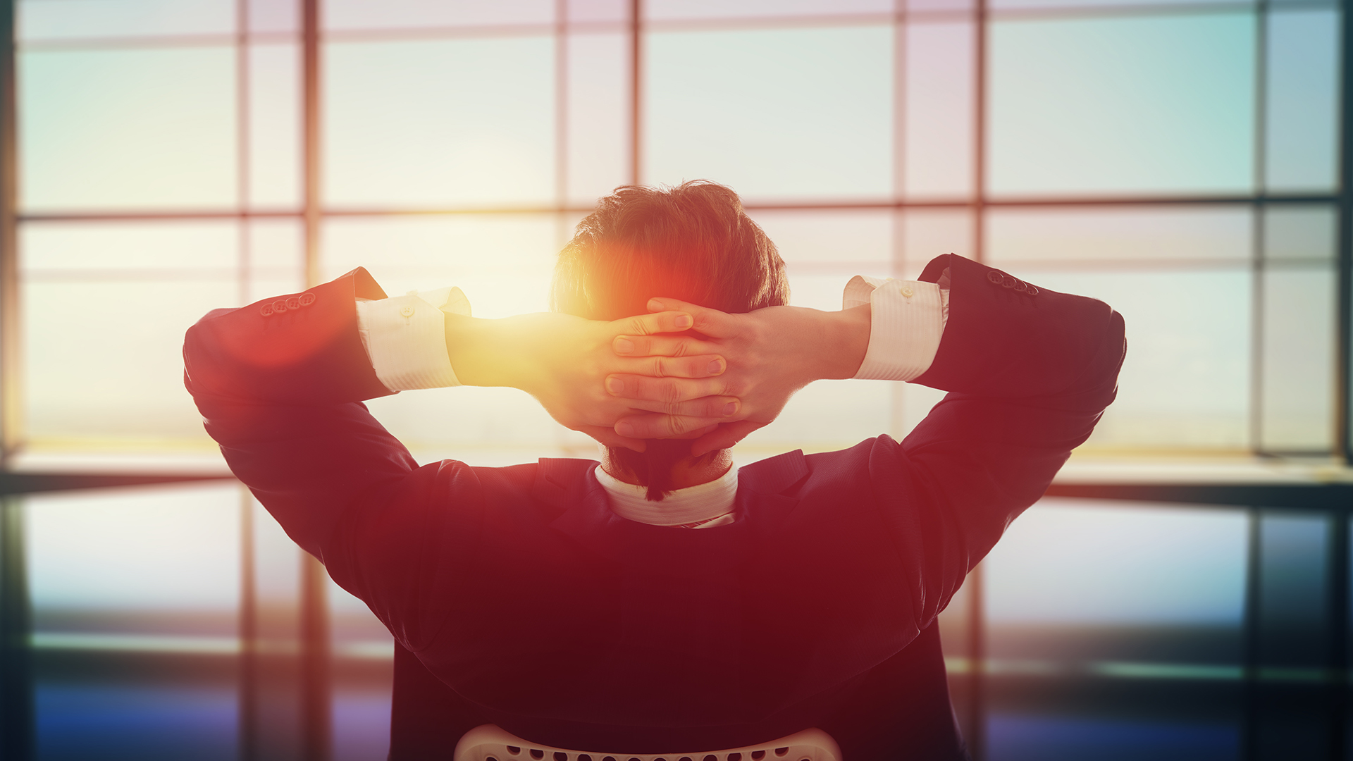 El cerebro es como un auto, si se lo tiene encendido mucho tiempo, el motor se recalienta y eso a la larga estropea el vehículo. Mejor, tomarse un respiro (iStock)