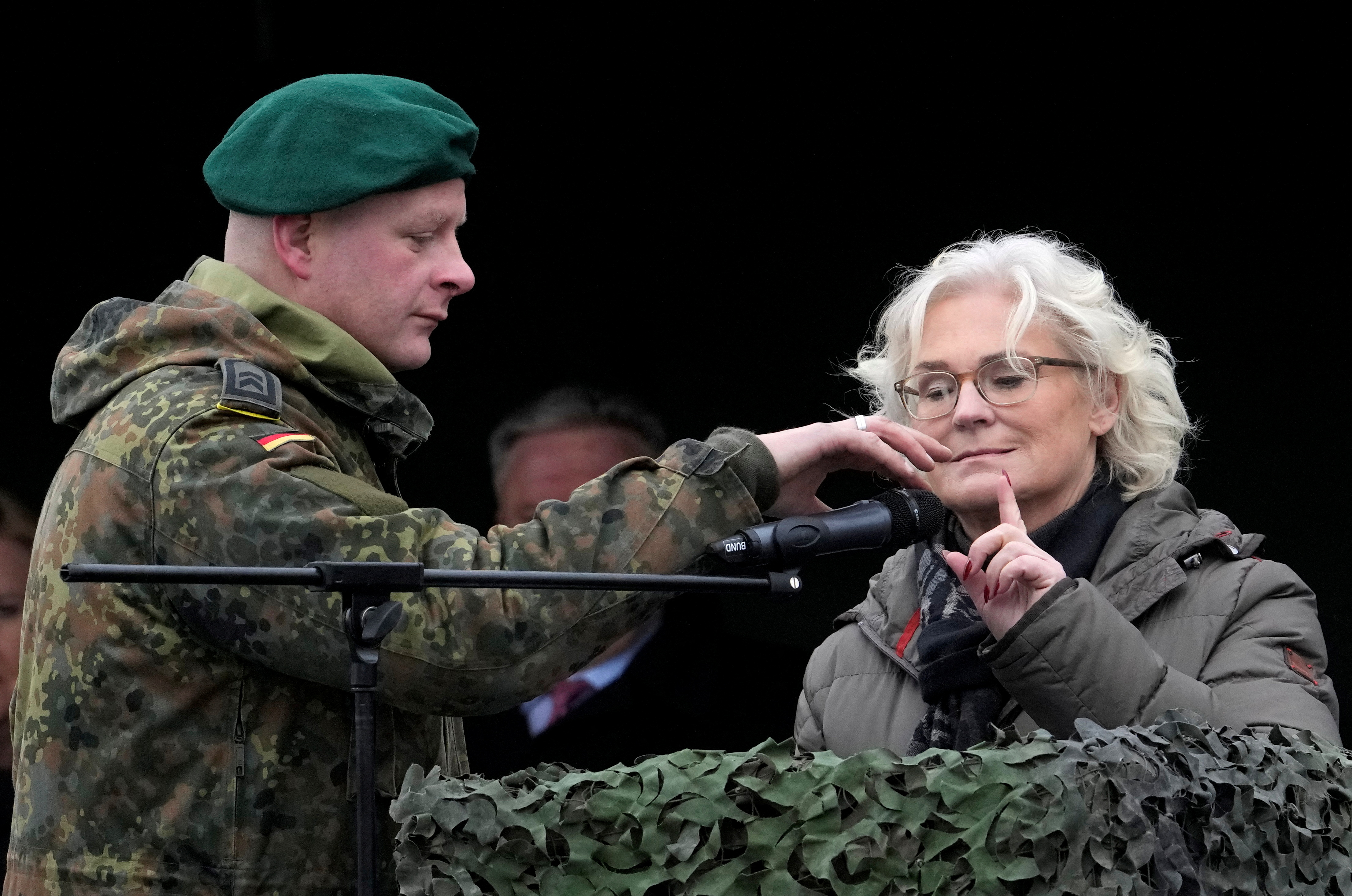 La ministra de Defensa de Alemania, Christine Lambrecht  (REUTERS/Ints Kalnins)