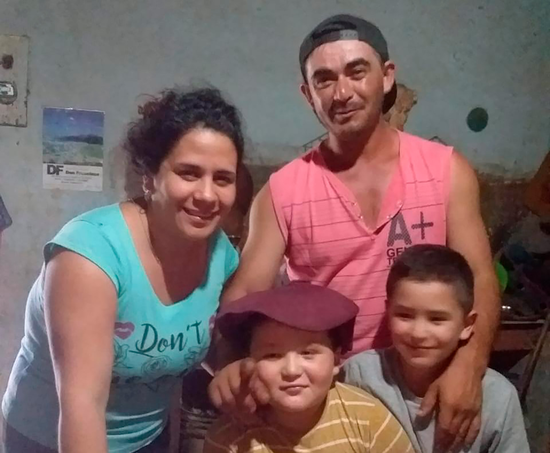 Romina, Leonardo y sus hijos Joaquín y Lautaro son una familia humilde que necesita ayuda