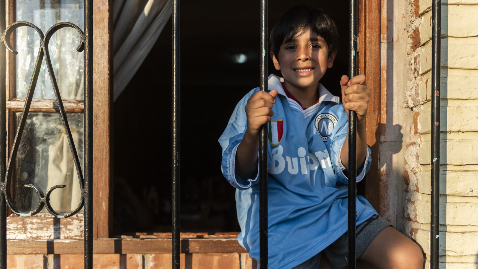 La casaca del Napoli, que se hizo carne entre los argentinos (Adrián Escandar)