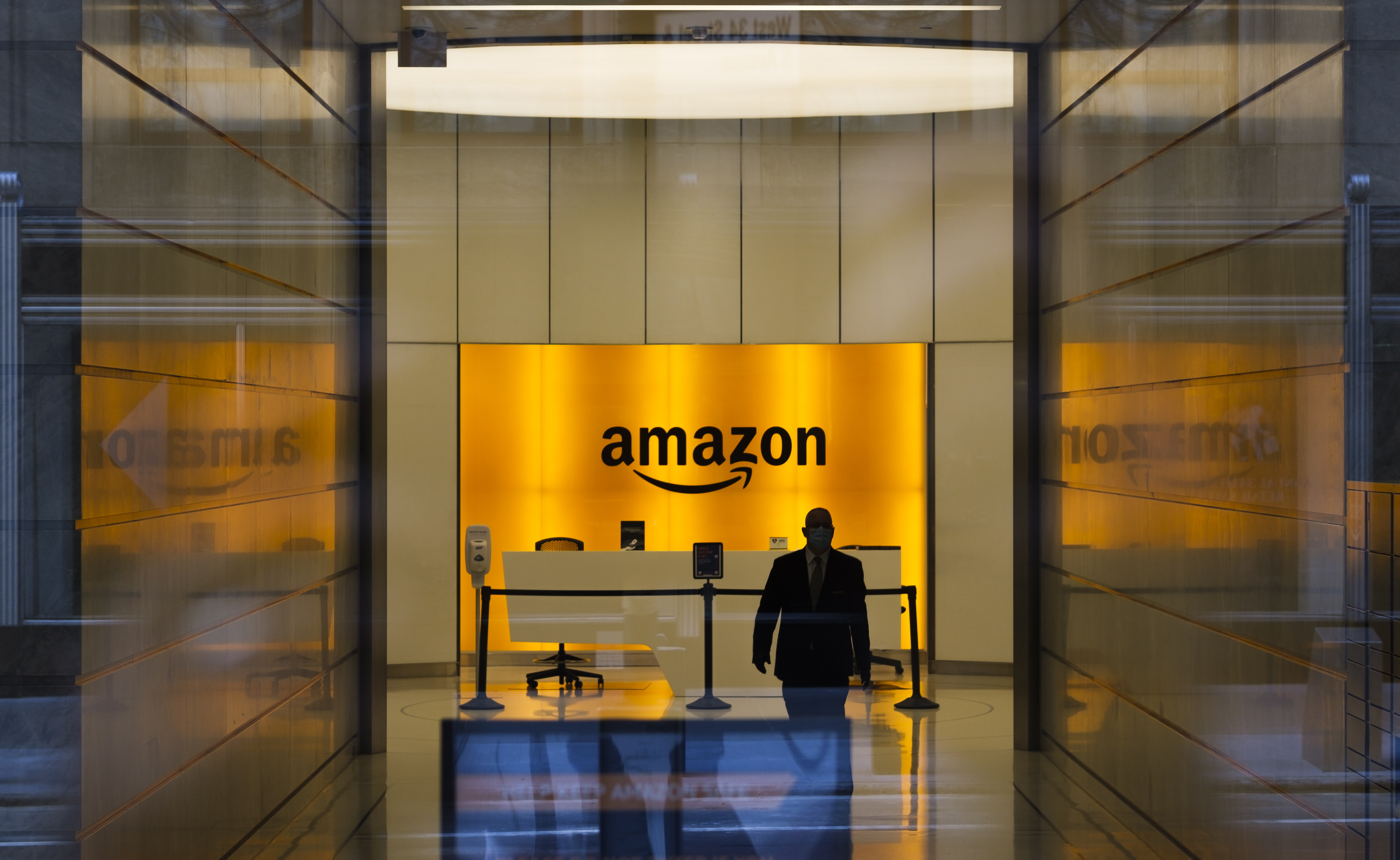 Amazon busca que sus empleados vuelvan a las oficinas hacia septiembre (EFE/EPA/JUSTIN LANE/Archivo)
