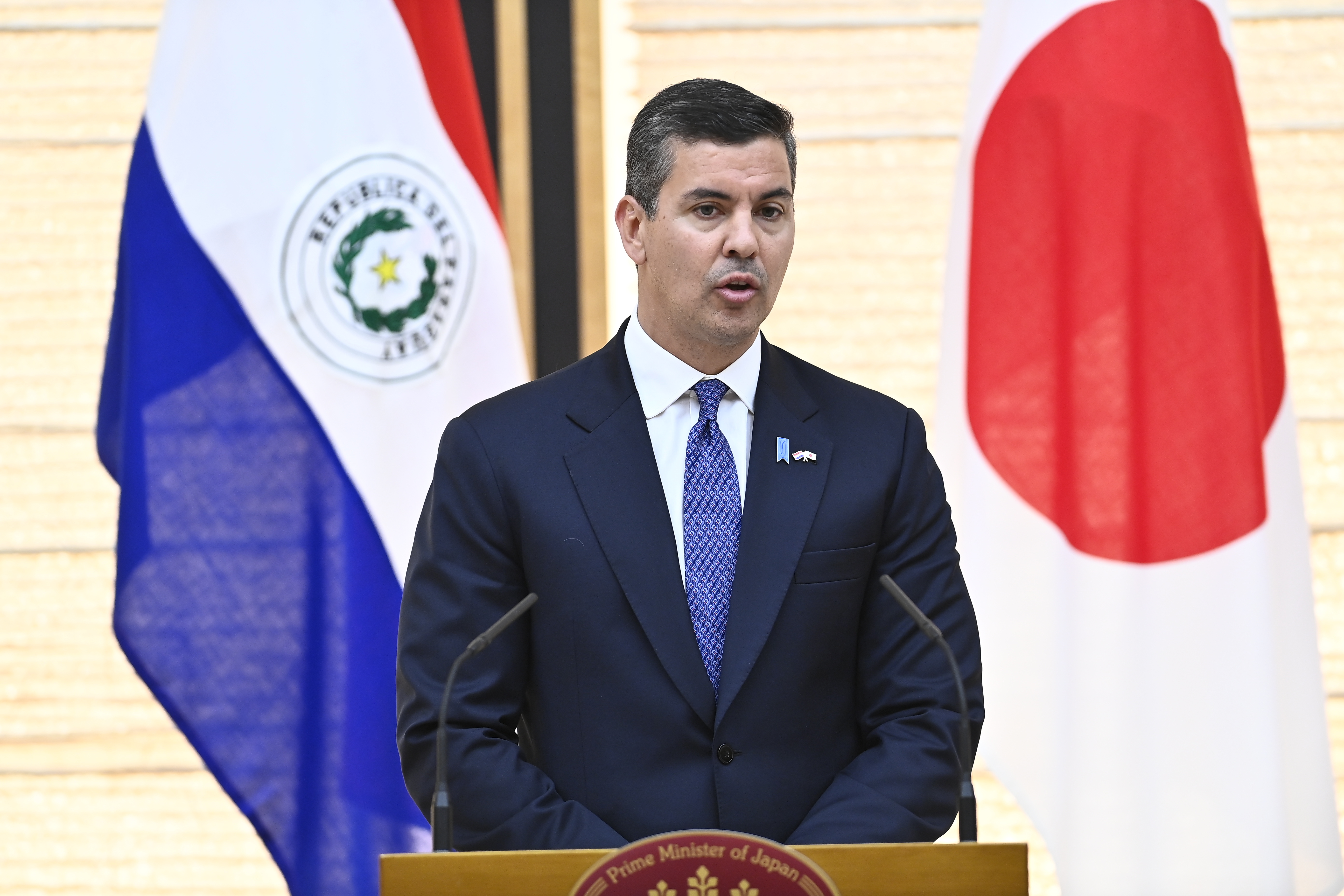 El FMI se reunió para debatir la revisión de metas del programa argentino y se define el desembolso de USD 2.000 millones