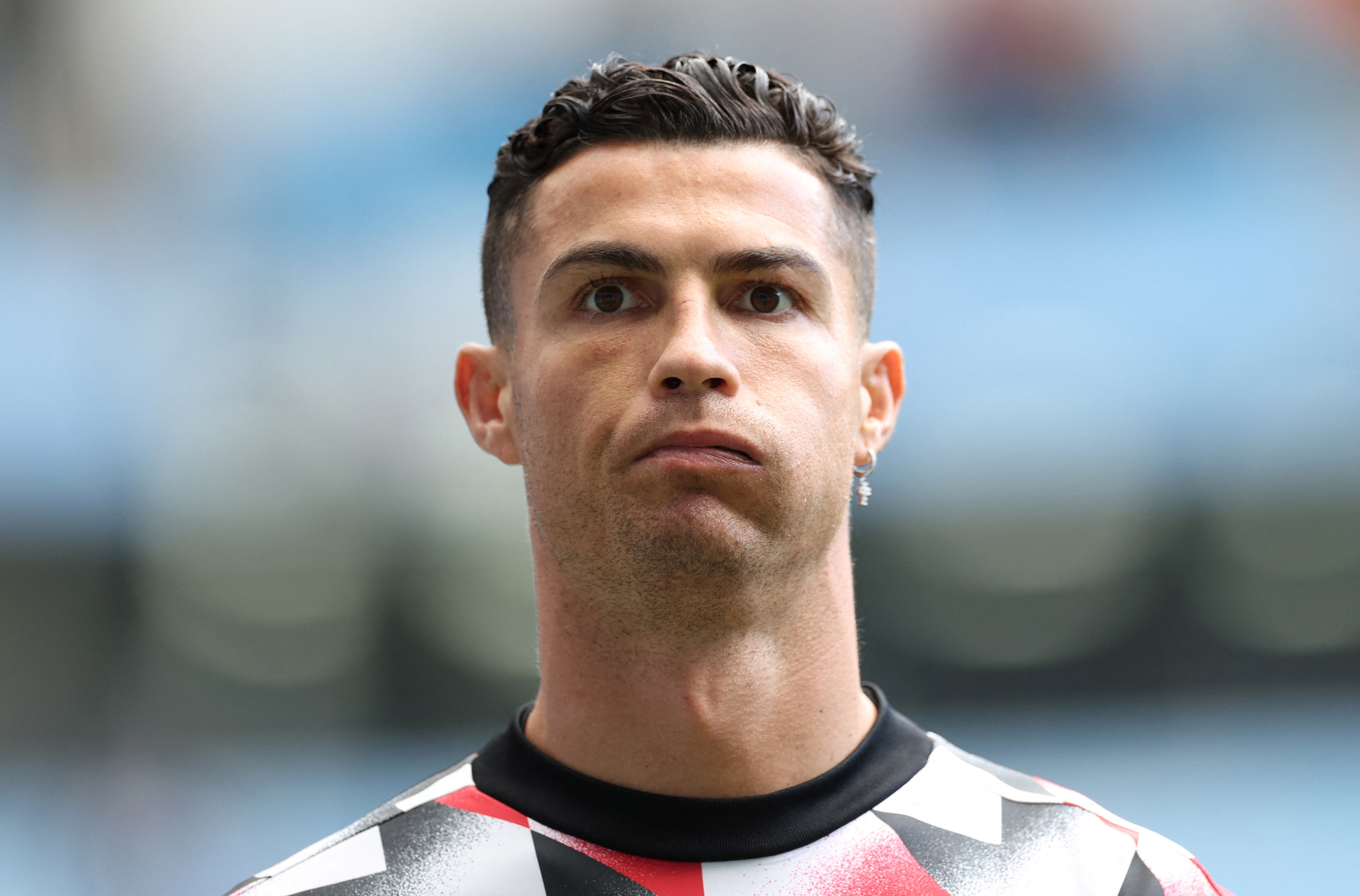 Cansado por no jugar, Cristiano Ronaldo le puso su fecha a su salida y encendió las alarmas en Manchester United
