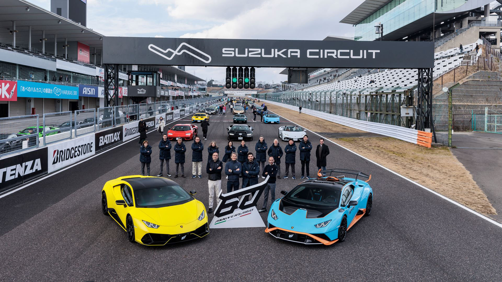 La fiesta en Japón reunió a 251 modelos de Lamborghini en el mes de febrero