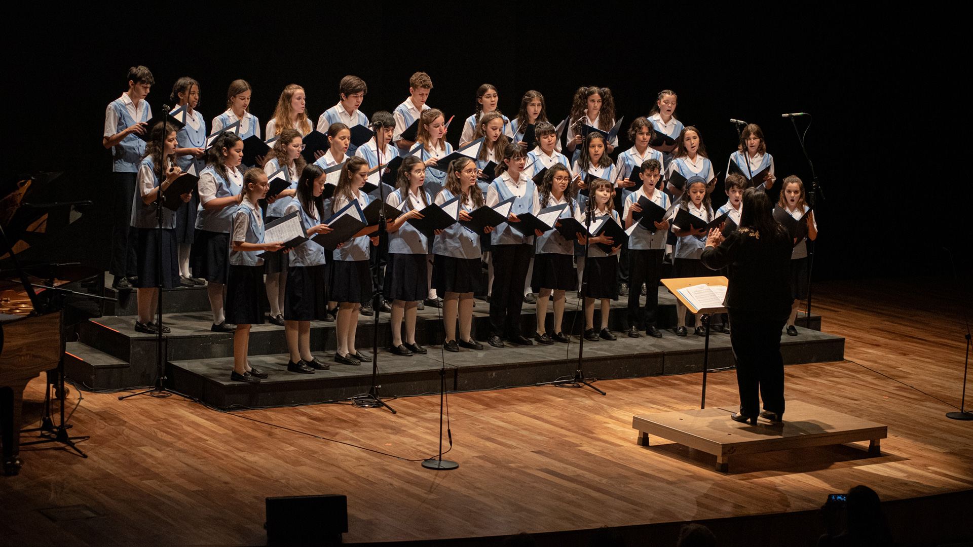 El Gobierno disolvió el Coro Nacional de Niños tras casi 60 años de actividad y creó un programa para reemplazarlo