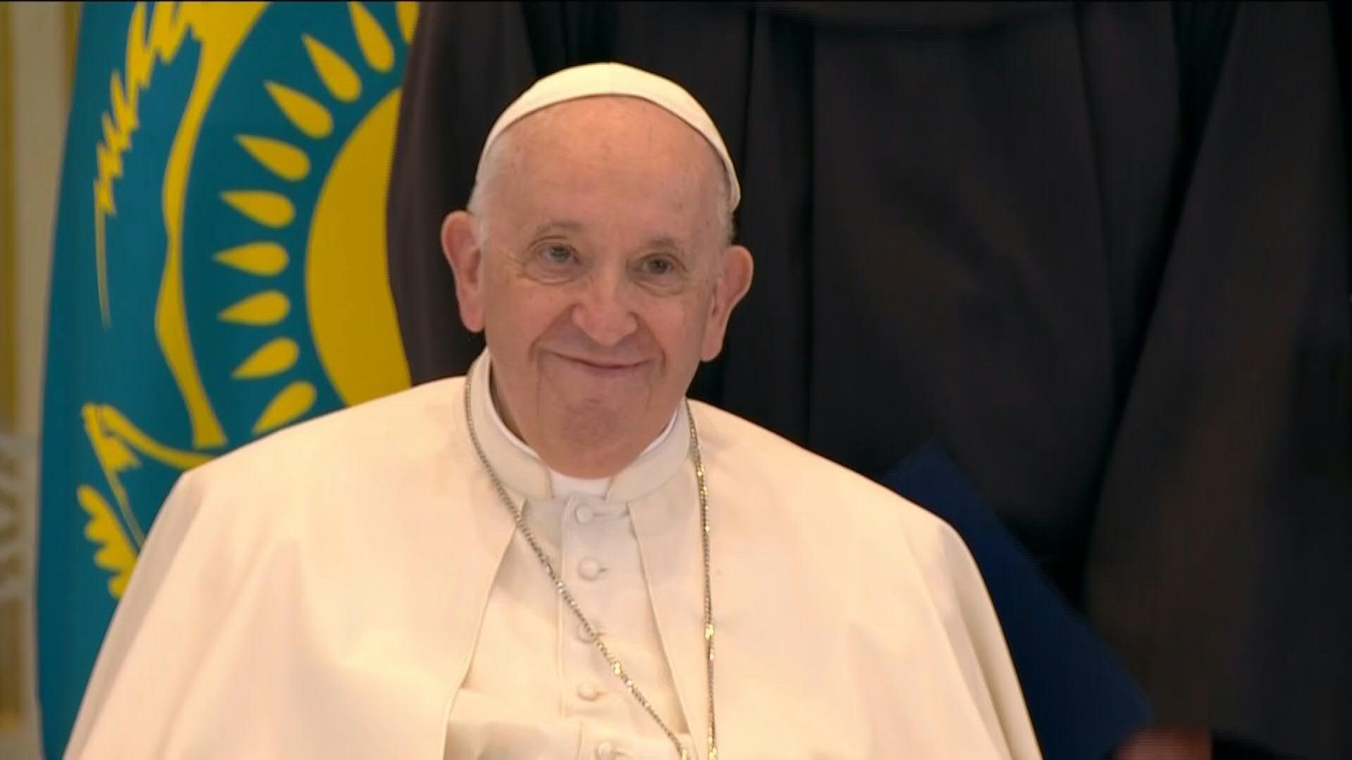 El papa Francisco se ofreció como voluntario para mediar entre Rusia y Ucrania. 