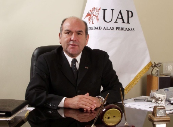 Fidel Ramírez, el tío del excongresista fujimorista y exrector de la UAP. (Virtual Educa)