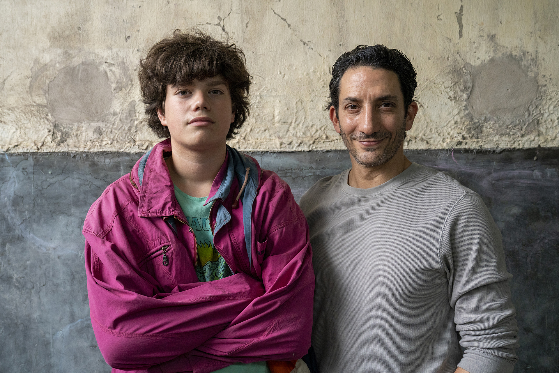 “En mitad de tanto fuego”, dirigida por Alejandro Tantanián, debuta en la cartelera teatral porteña