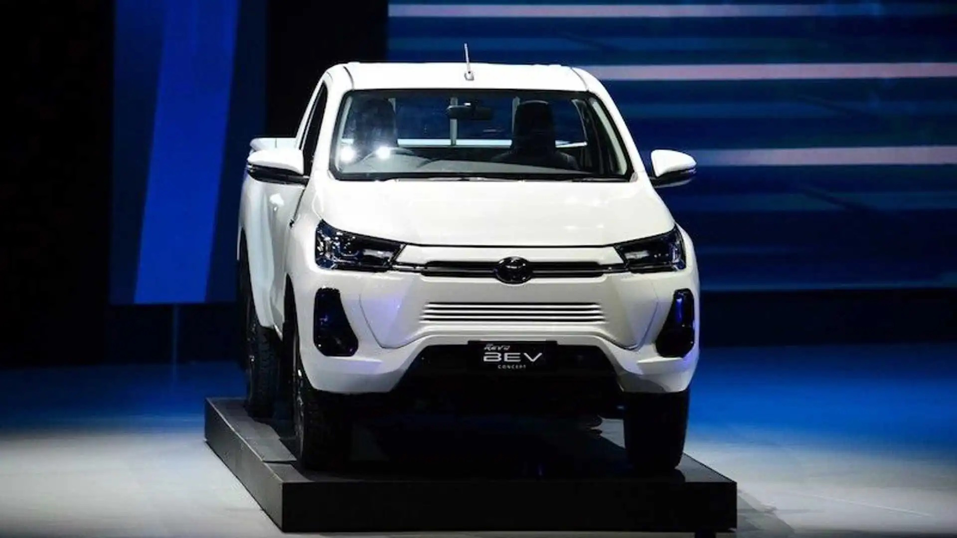 La Toyota Hilux BEV se está desarrollando casí íntegramente en Tailandia