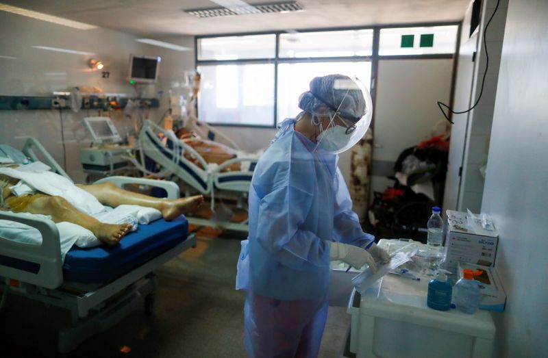 El Gobierno busca tener un marco legal para tomar medidas sanitarias en caso de alerta epidemiológica (REUTERS/Agustin Marcarian)