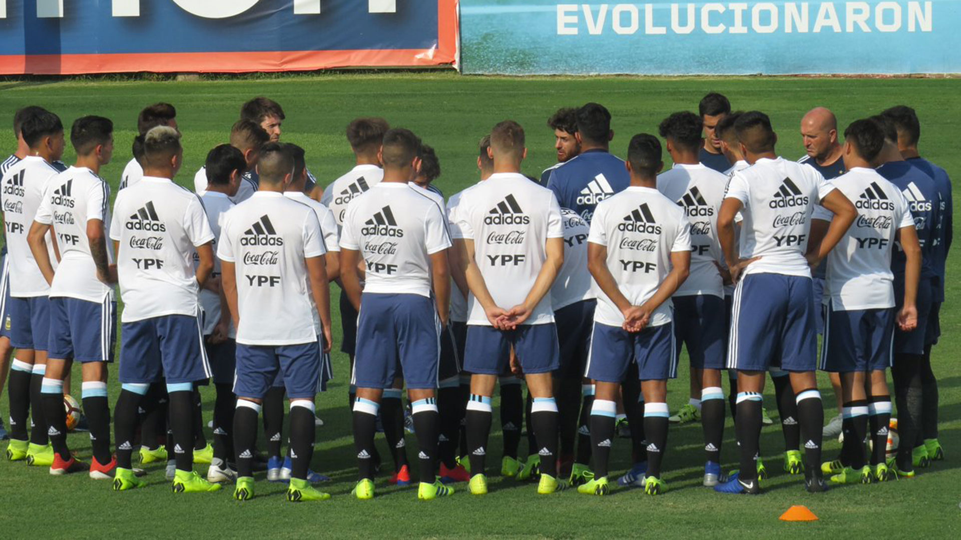 Pablo Aimar estará al frente del equipo argentino Sub 17 (Foto: @Argentina)